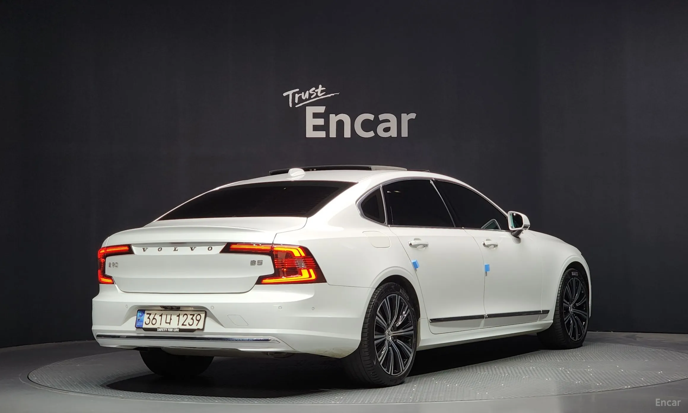 Volvo S90 превью 2