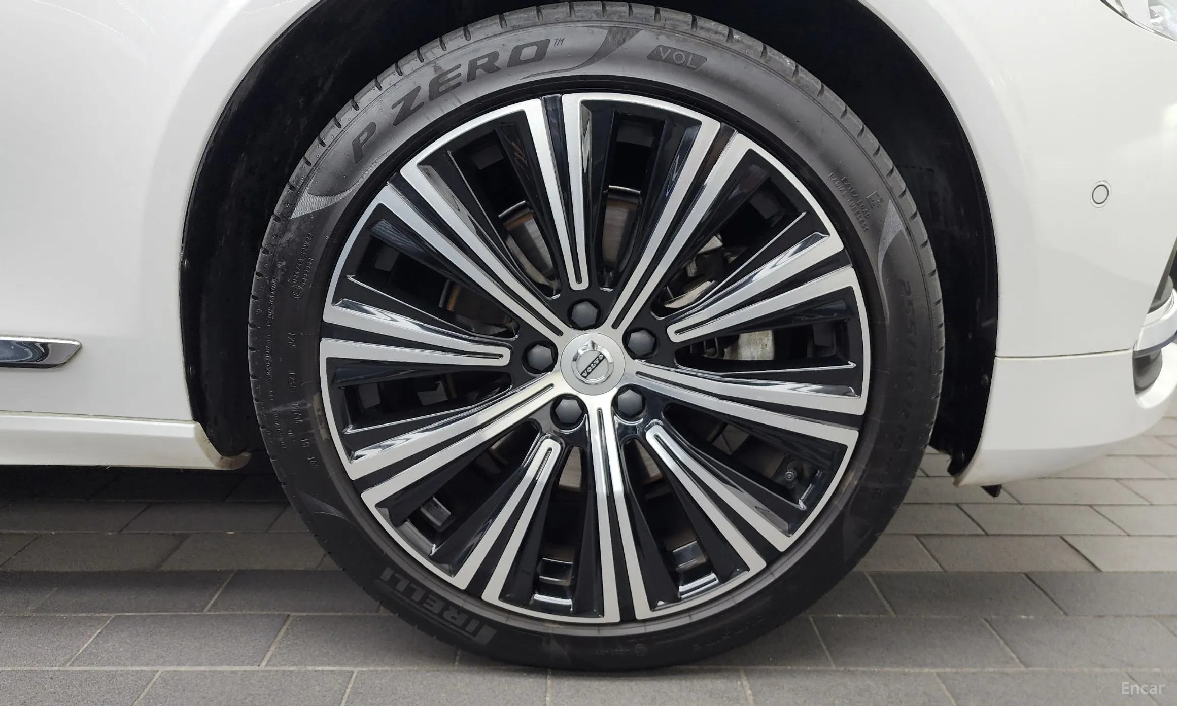 Volvo S90 превью 5