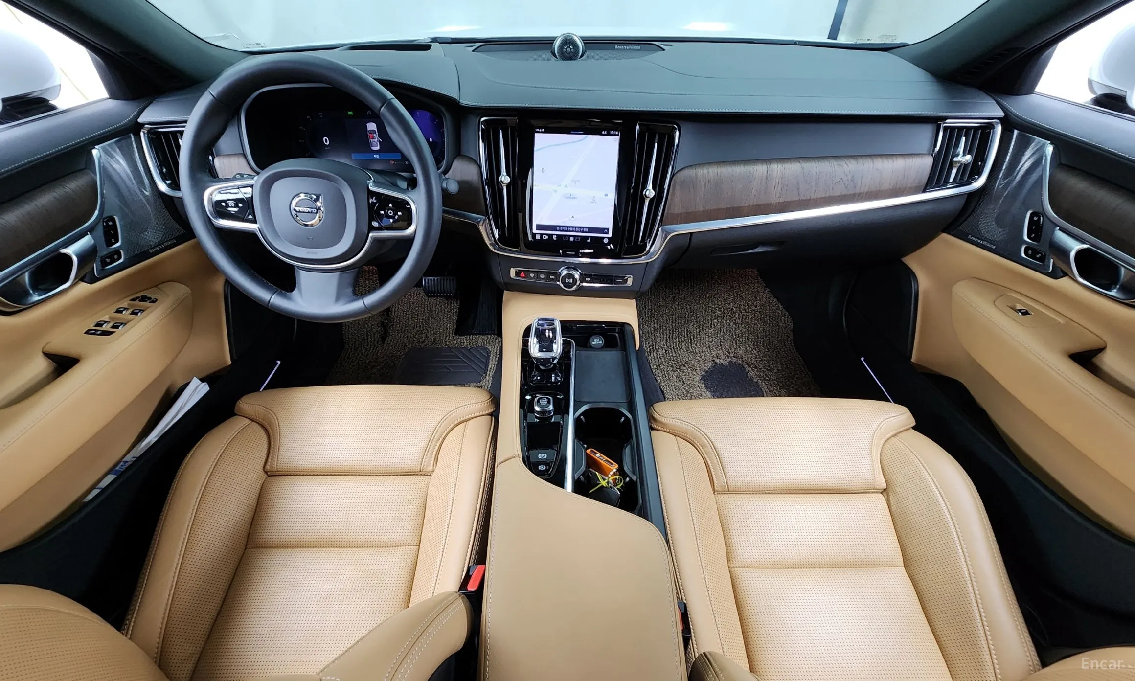 Volvo S90 превью 7