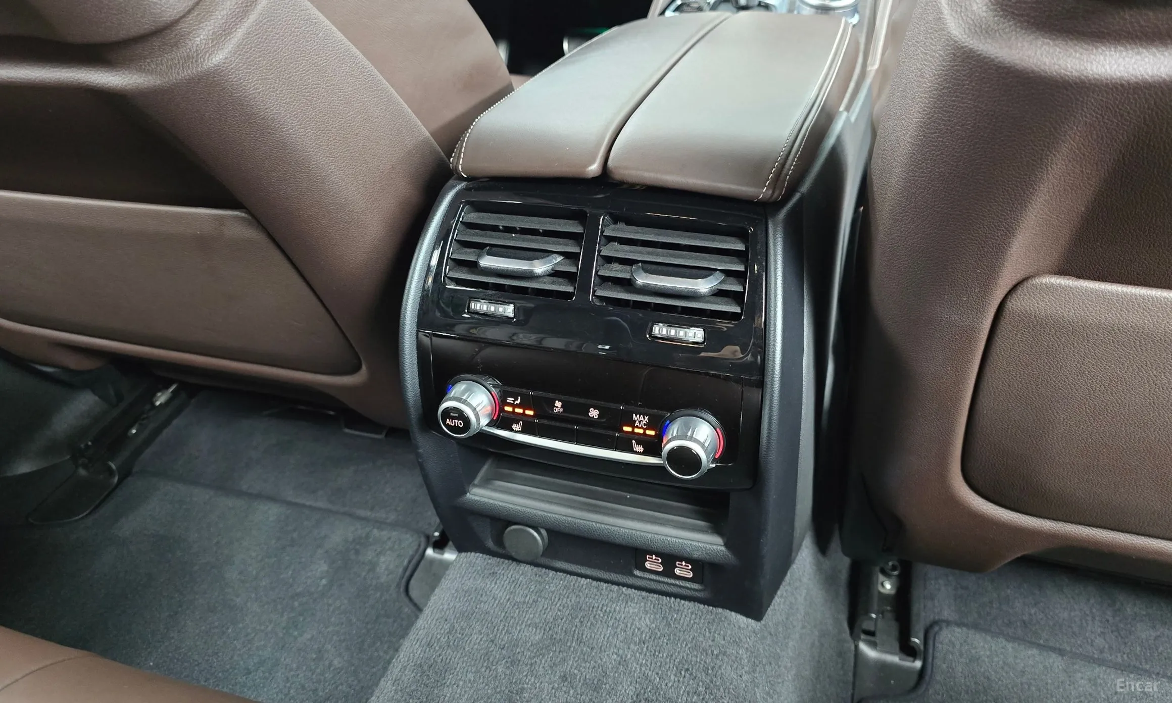 BMW 5 Series (G30) превью 19