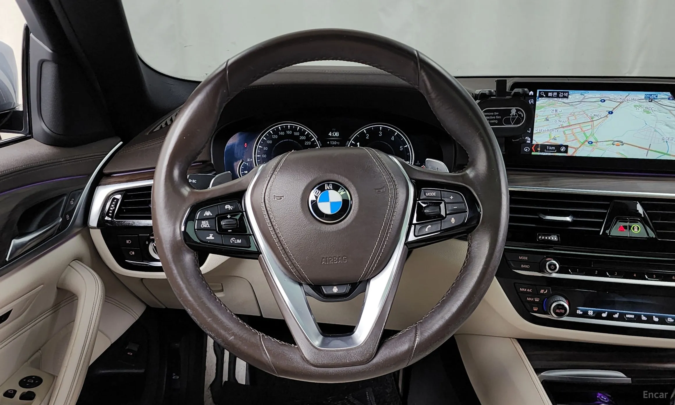 BMW 5 Series (G30) превью 13
