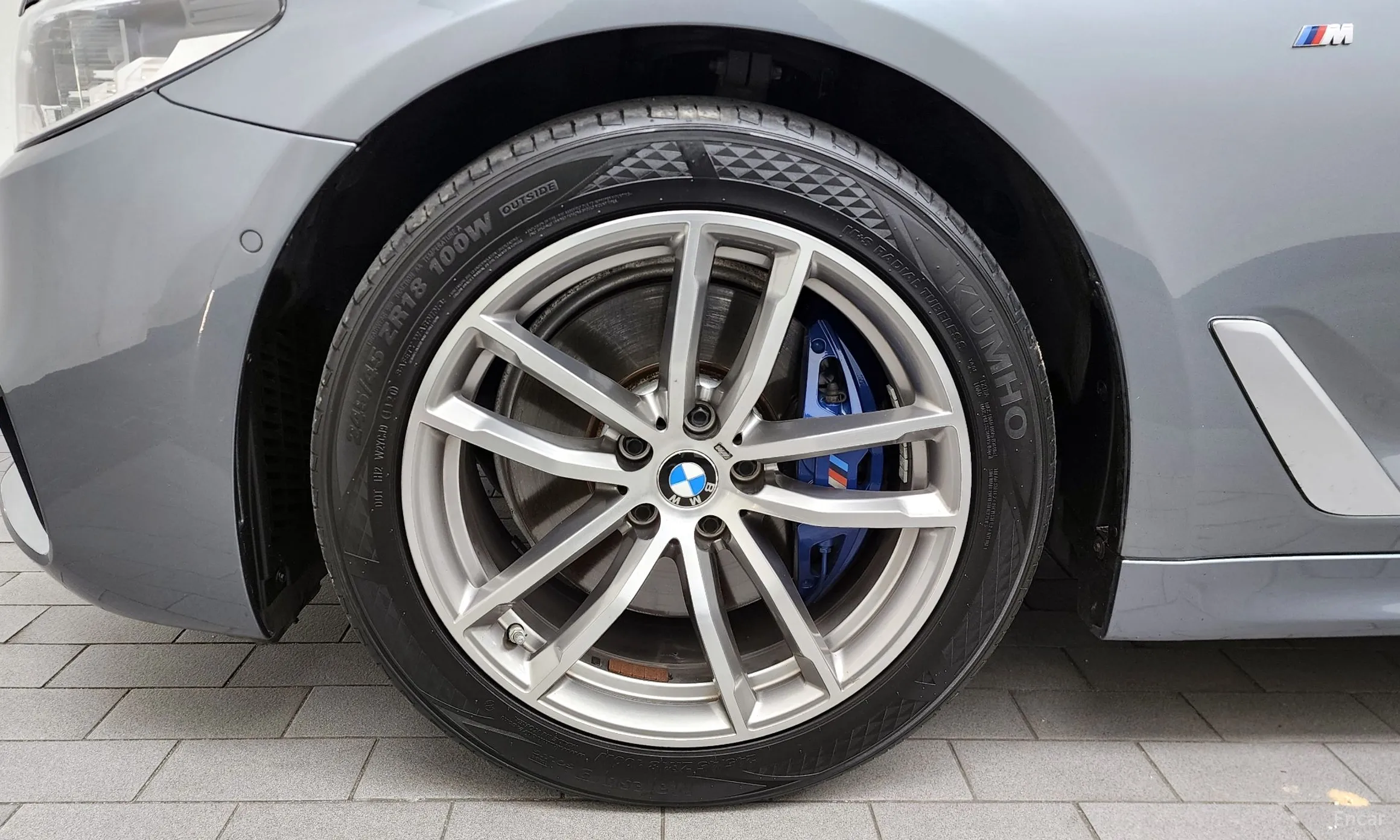 BMW 5 Series (G30) превью 5