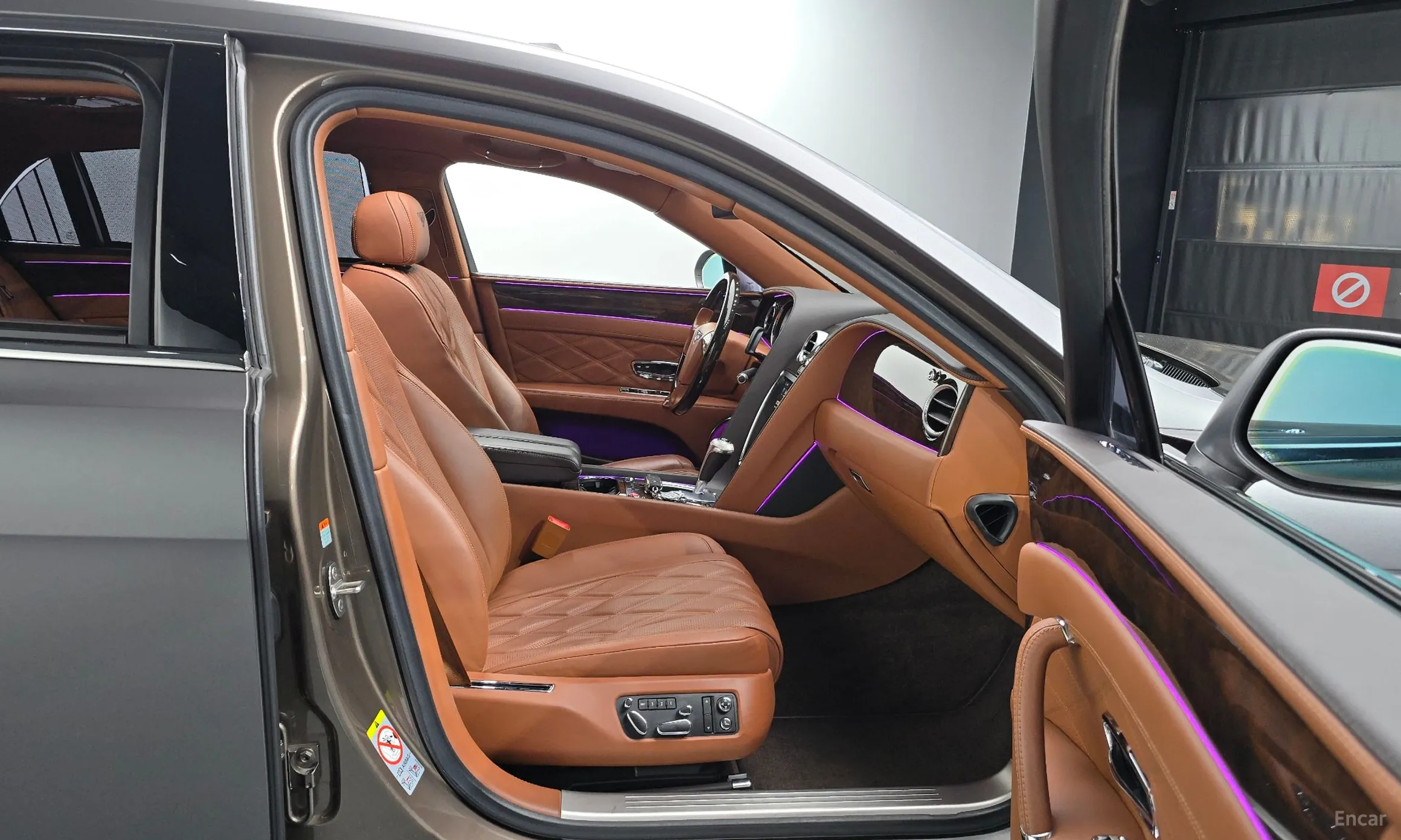 Bentley Flying Spur 2nd Generation превью 10