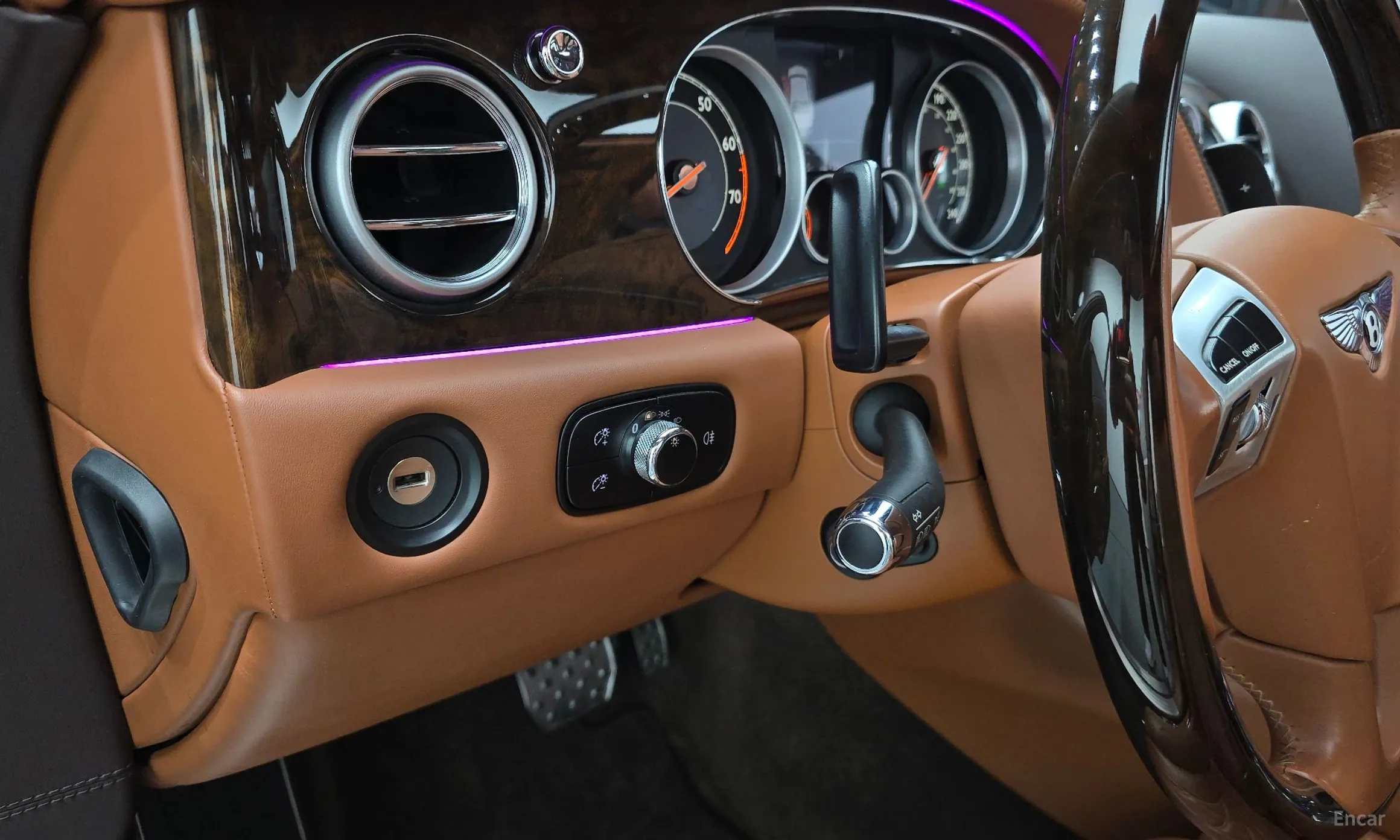 Bentley Flying Spur 2nd Generation превью 16