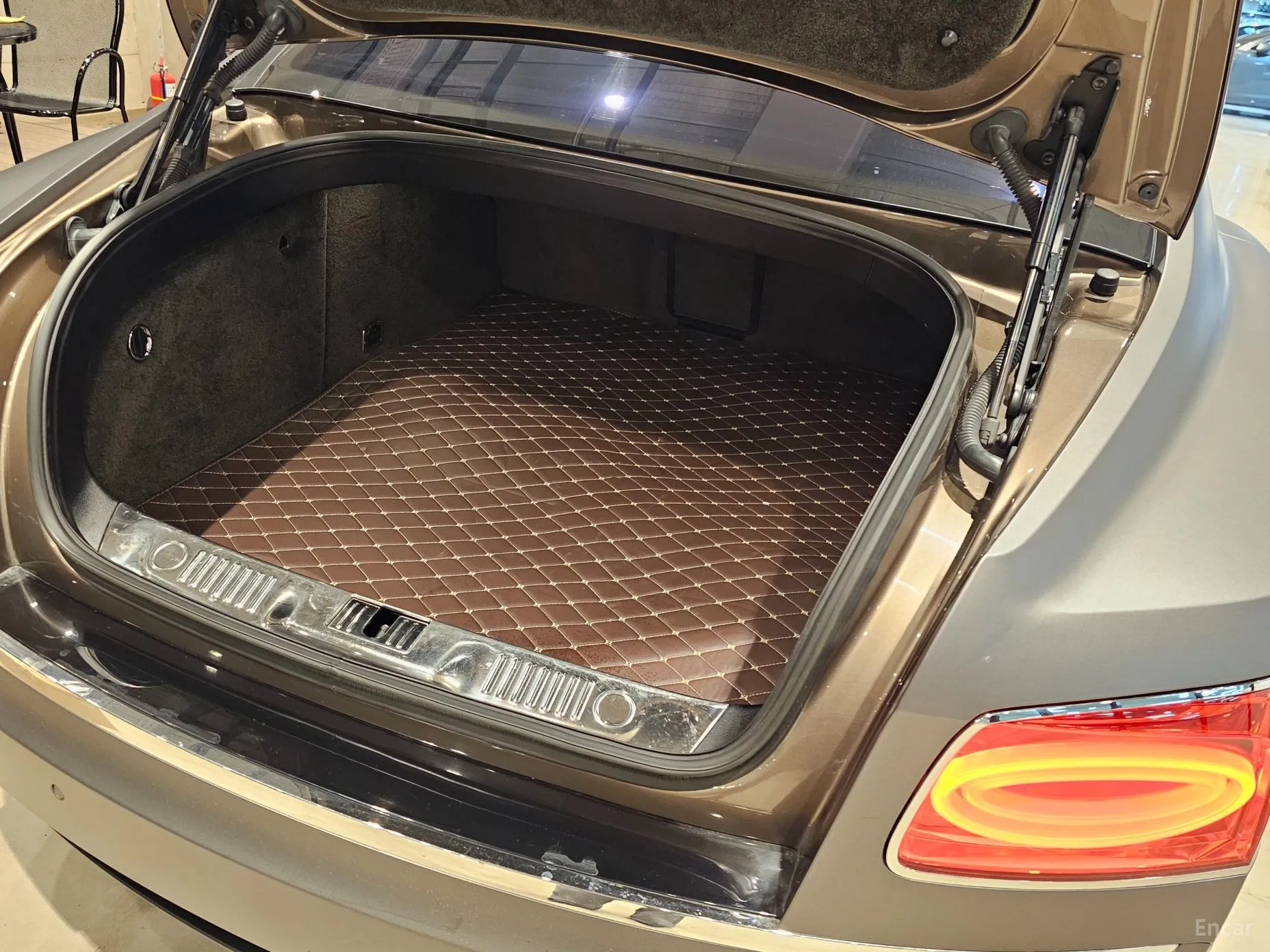 Bentley Flying Spur 2nd Generation превью 20