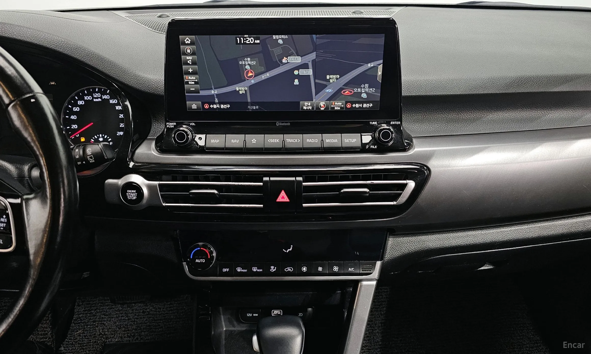 Kia Seltos превью 14