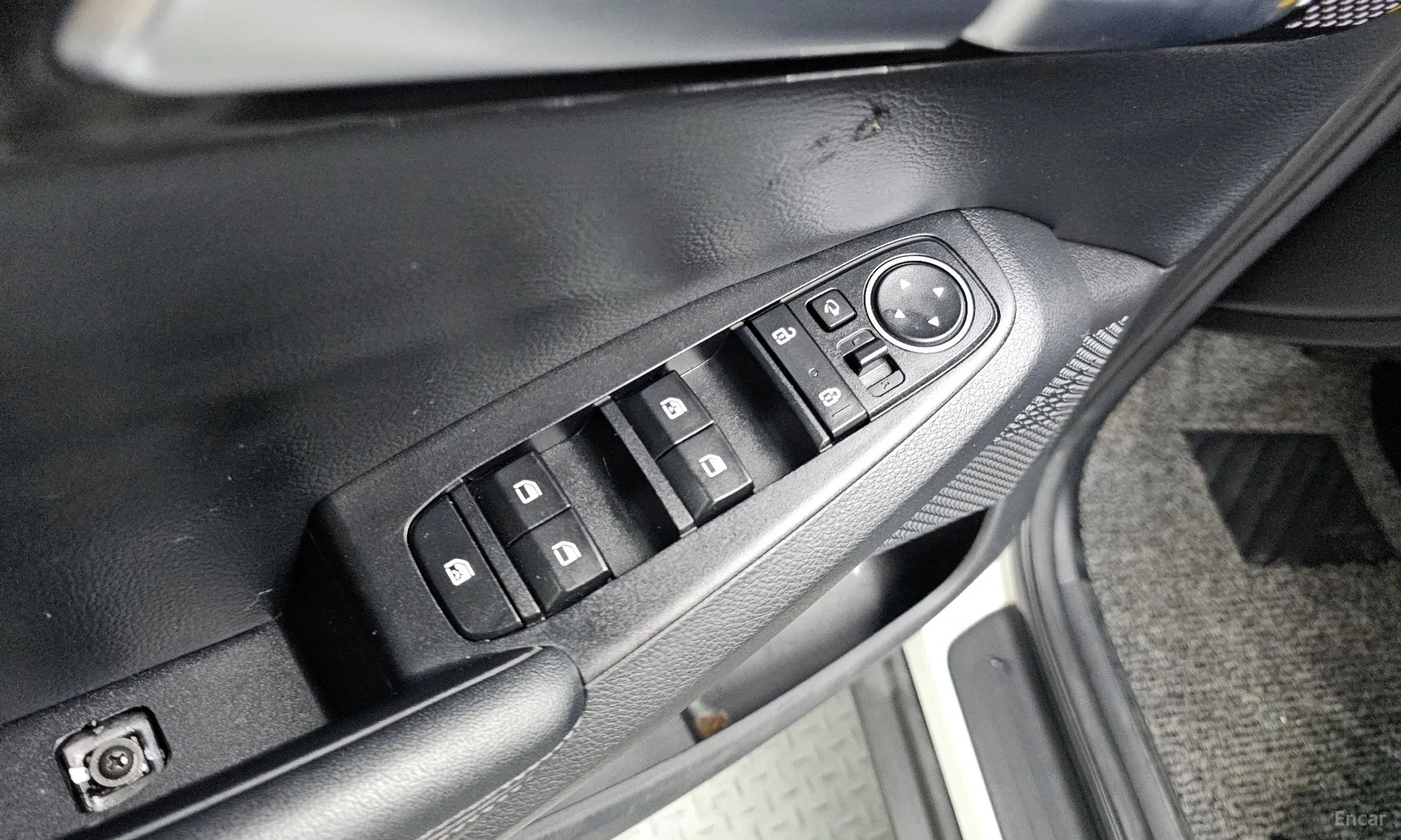 Kia Seltos превью 19