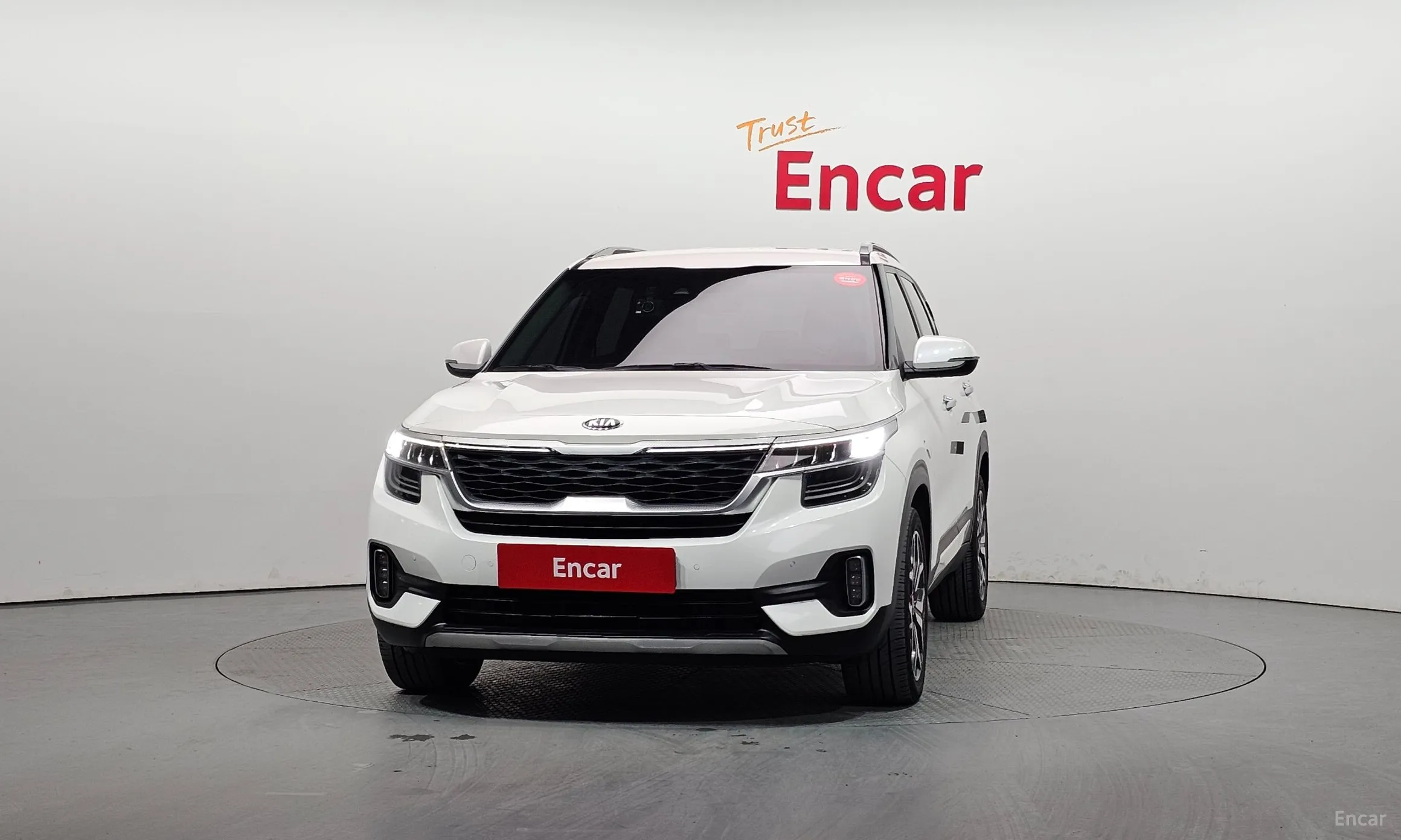 Kia Seltos превью 3