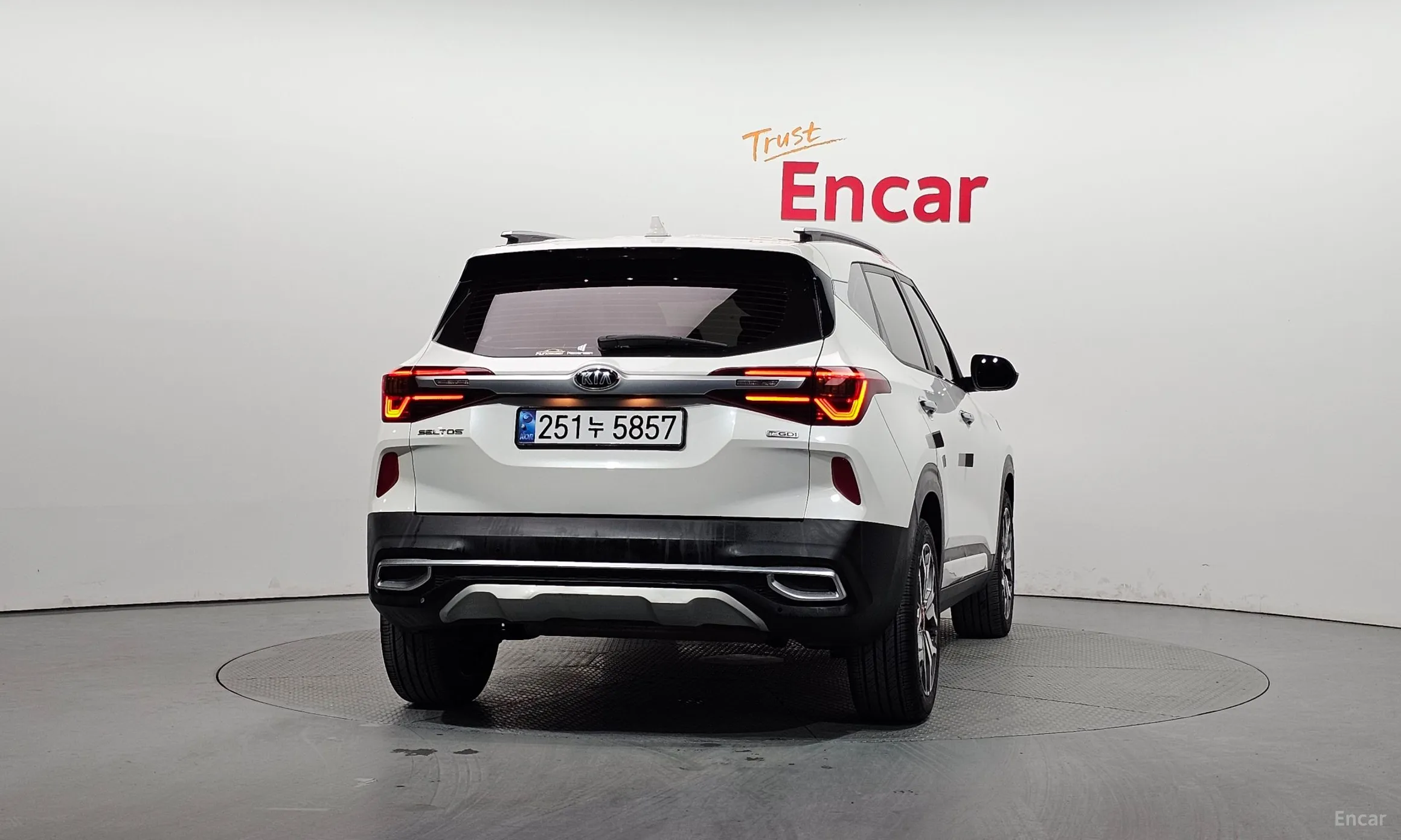 Kia Seltos превью 4