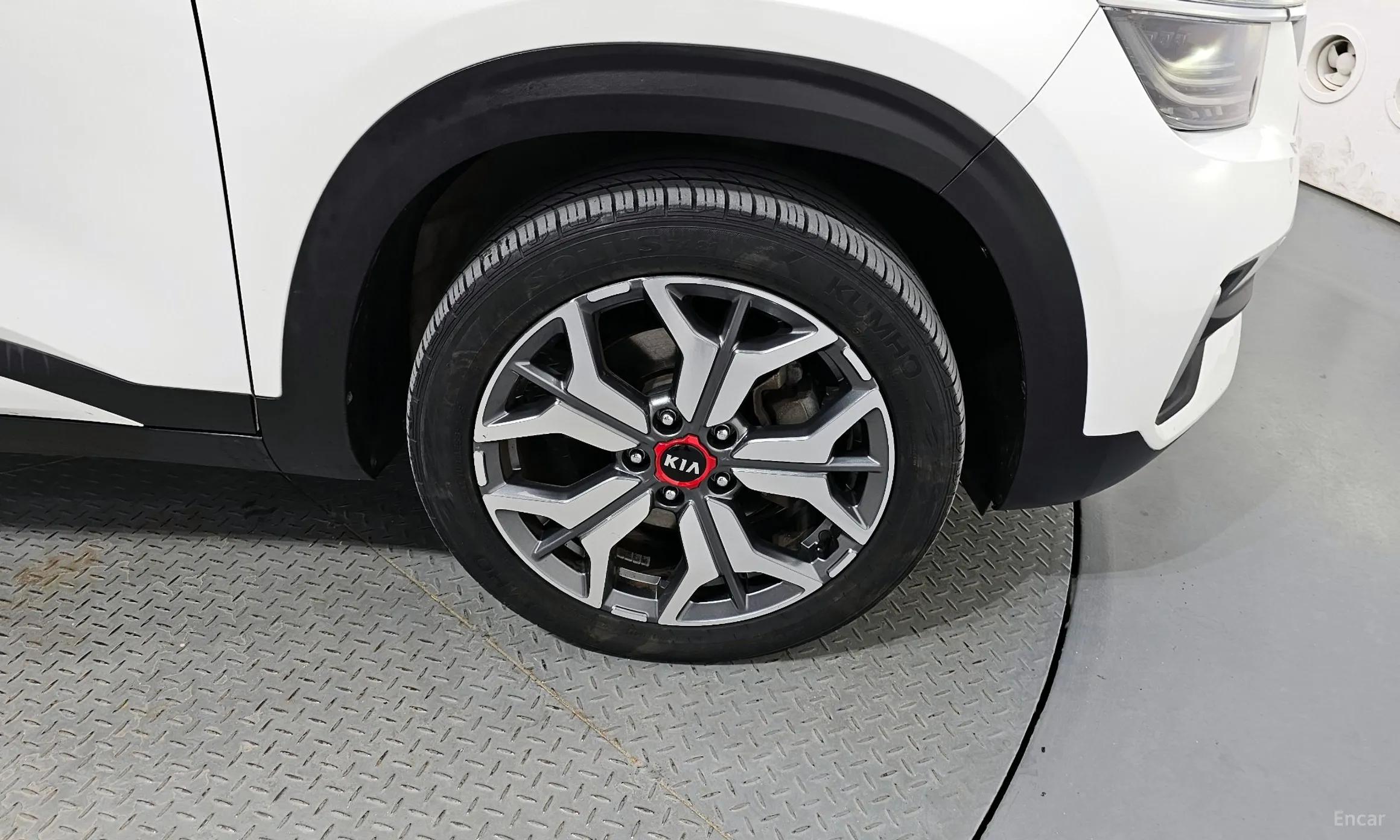 Kia Seltos превью 5
