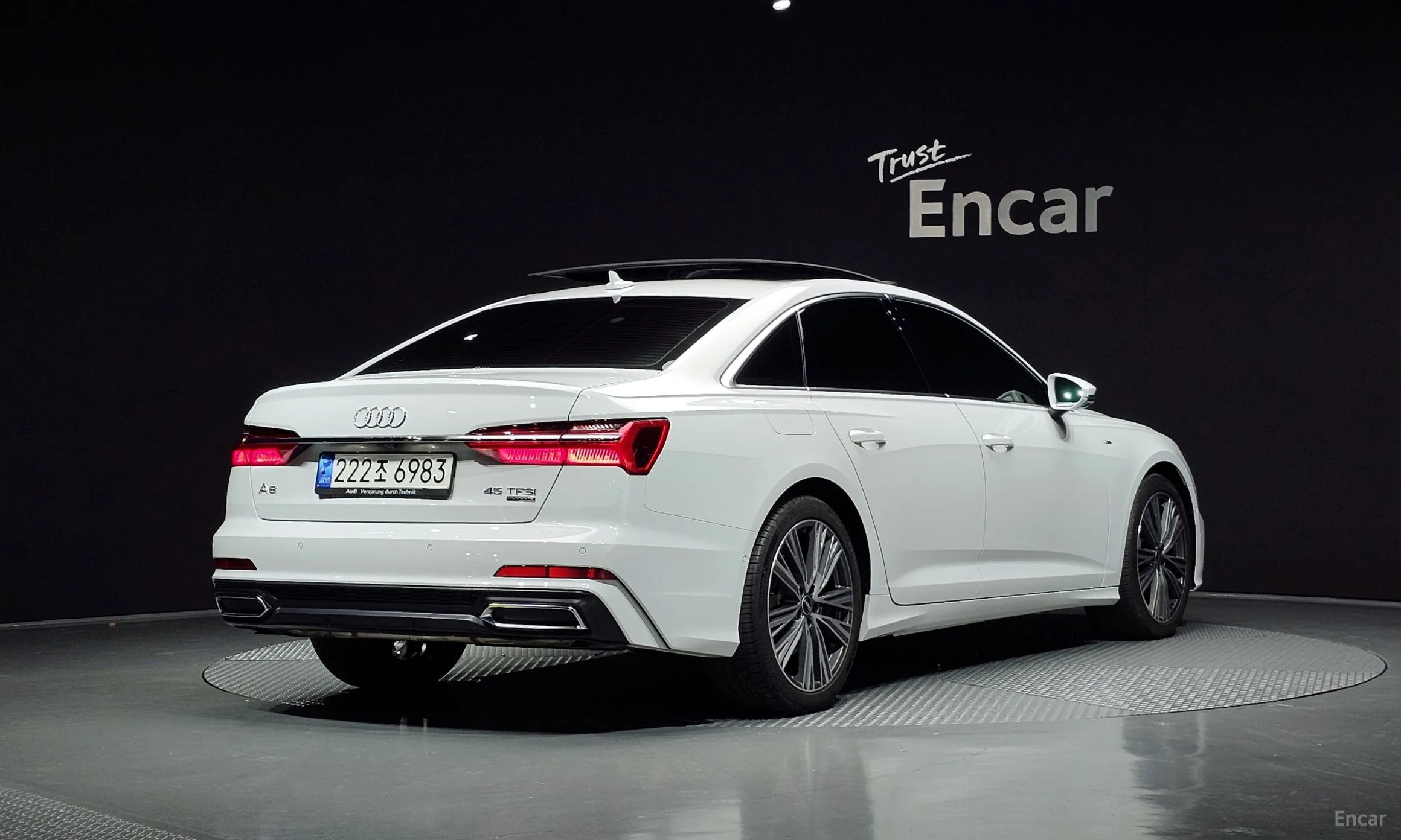 Audi A6 (C8) превью 2