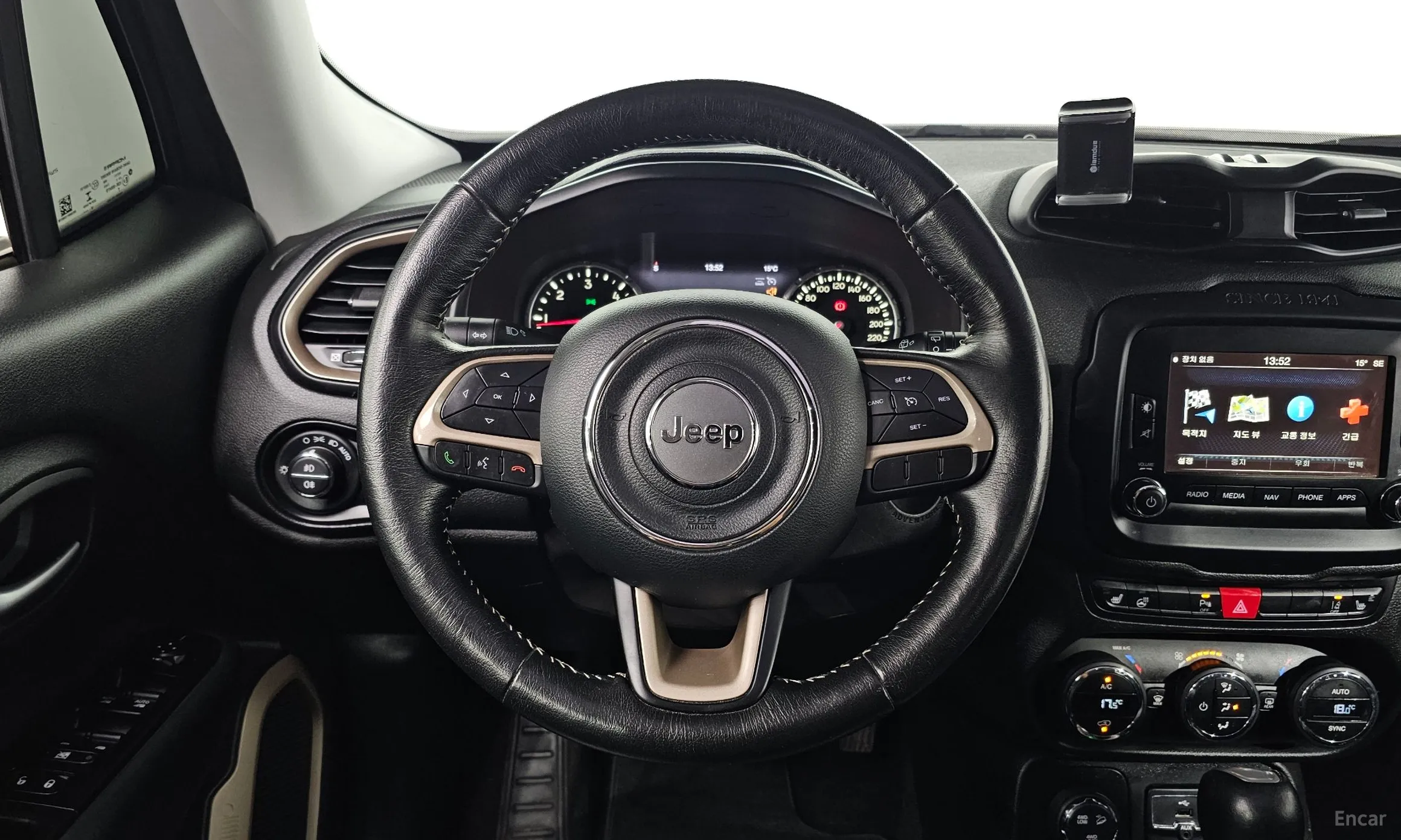 Jeep Renegade превью 14