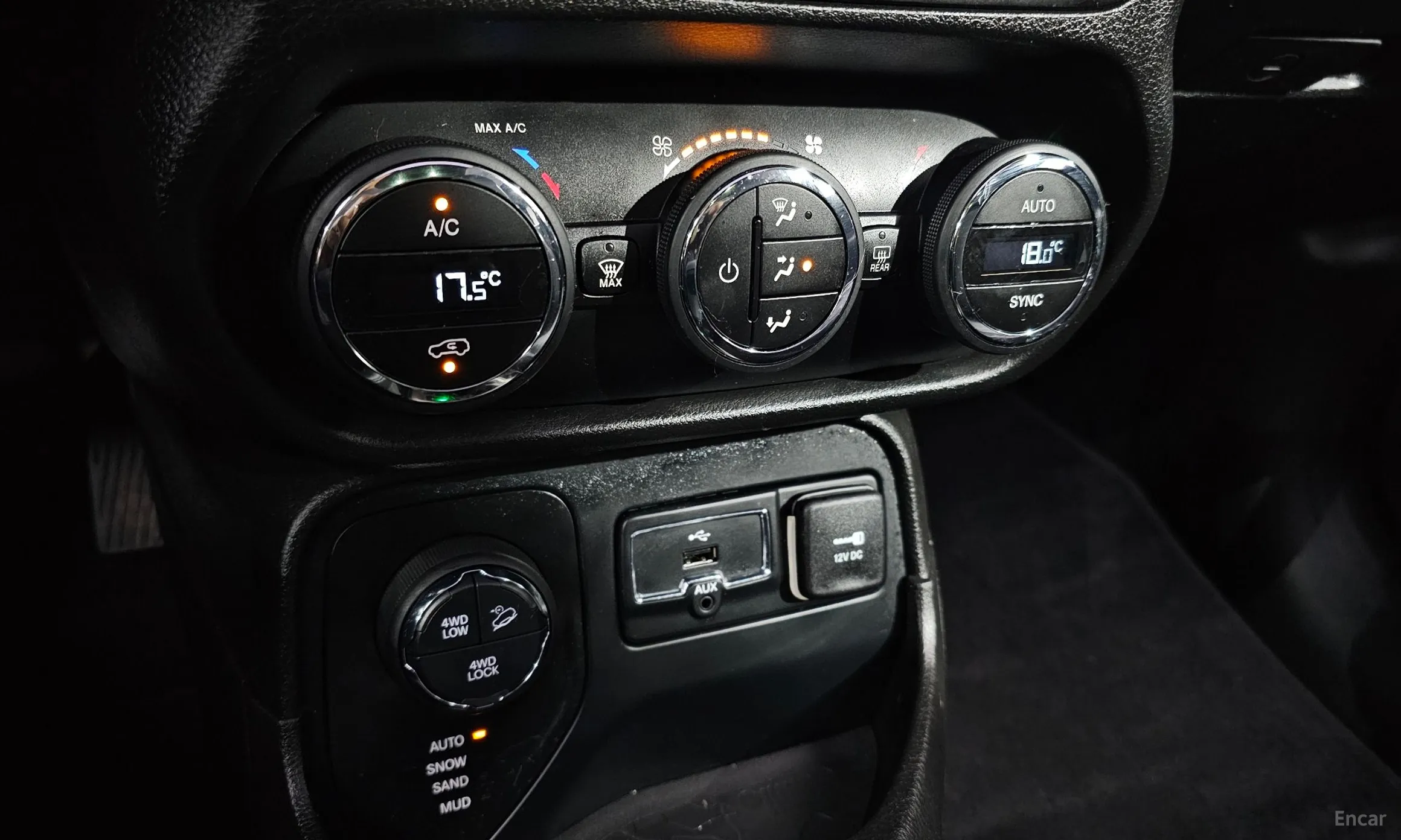 Jeep Renegade превью 18