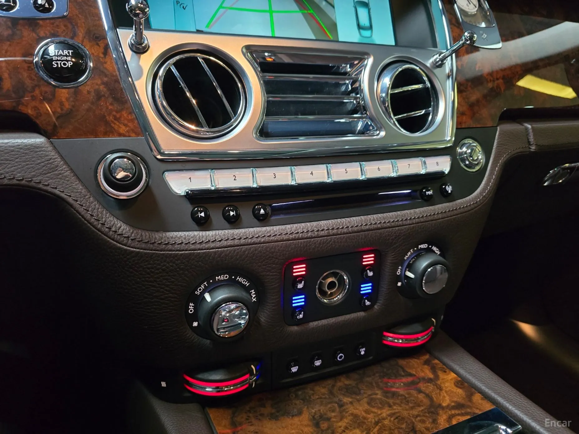 Rolls-Royce Ghost превью 19