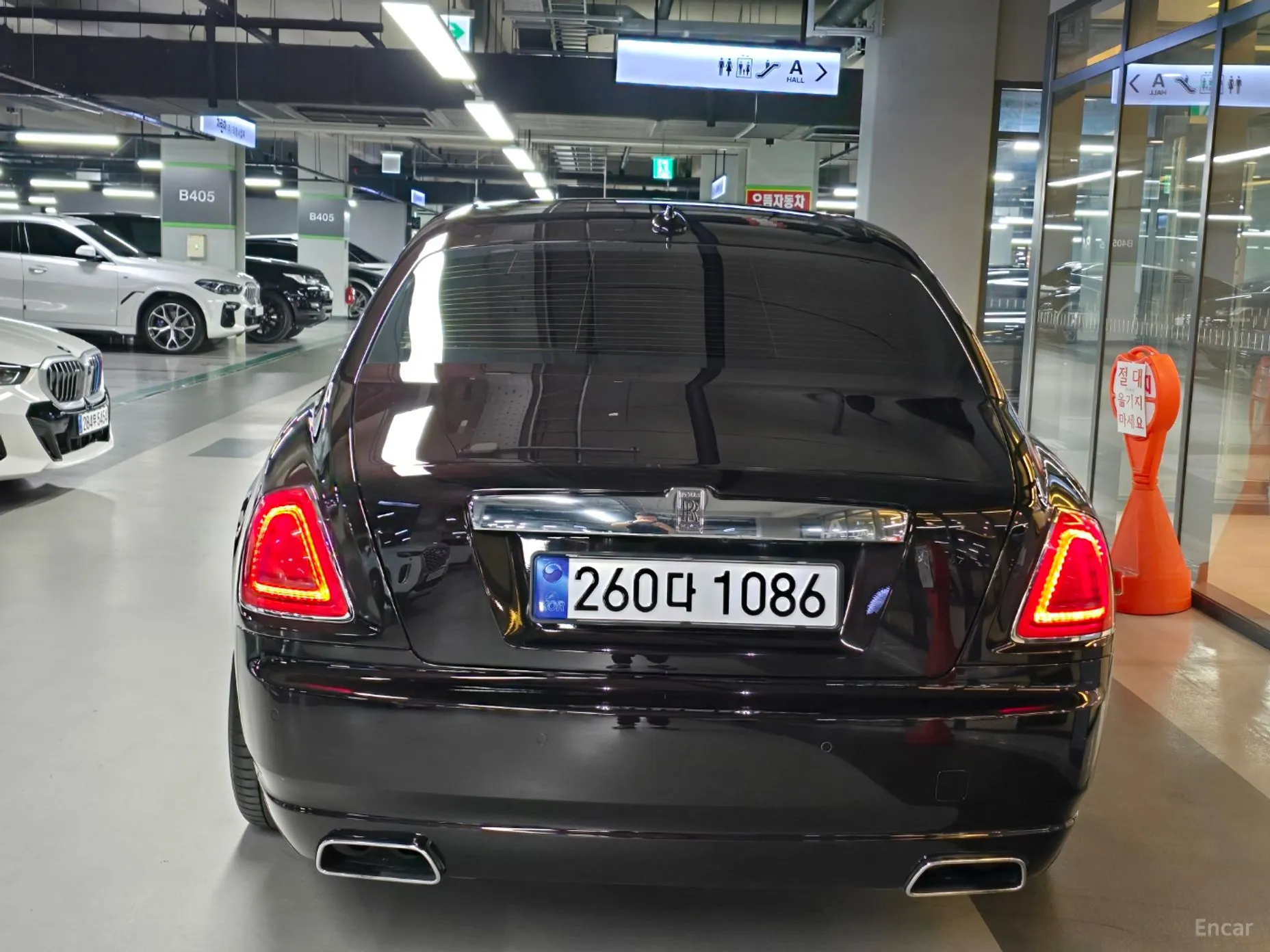 Rolls-Royce Ghost превью 5