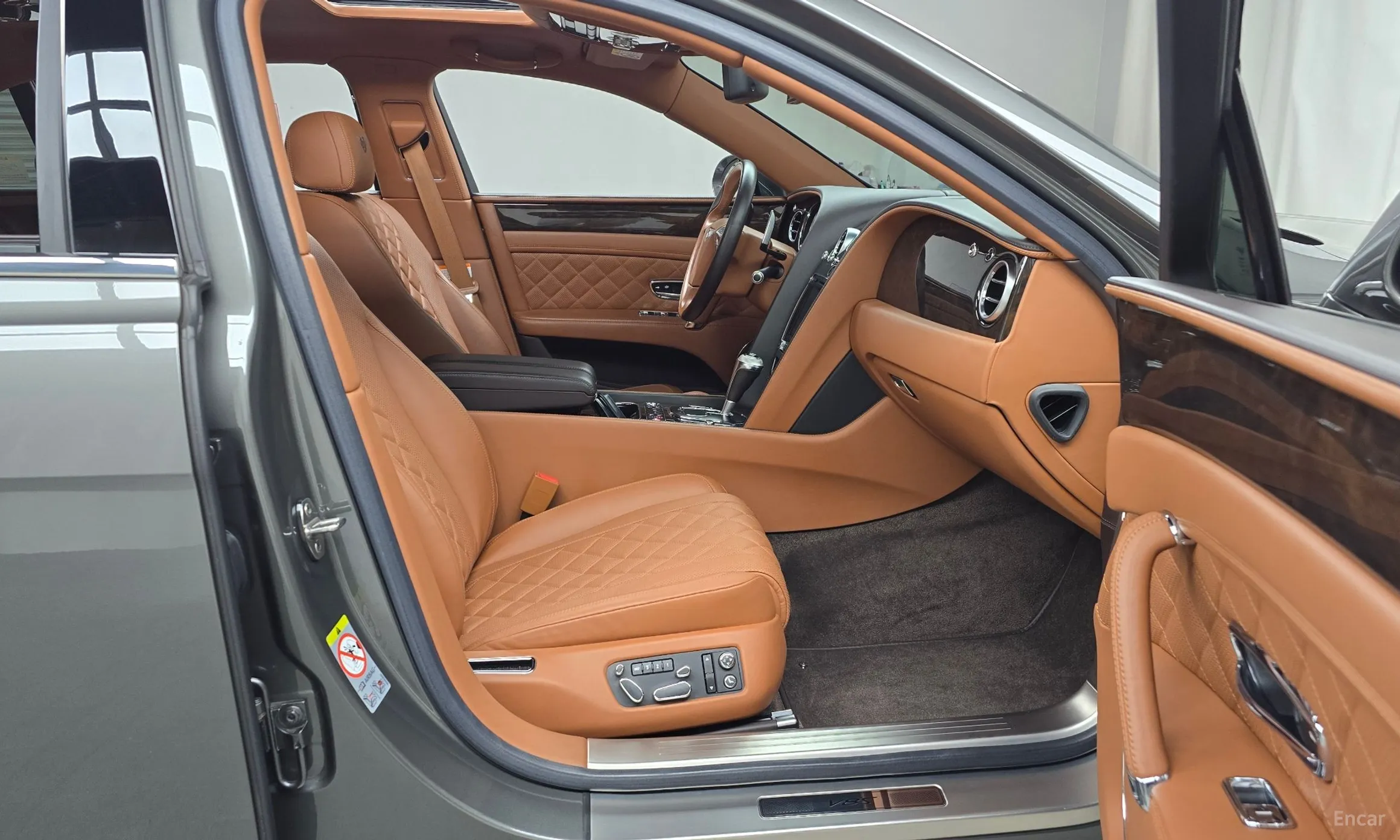 Bentley Flying Spur 2nd Generation превью 11