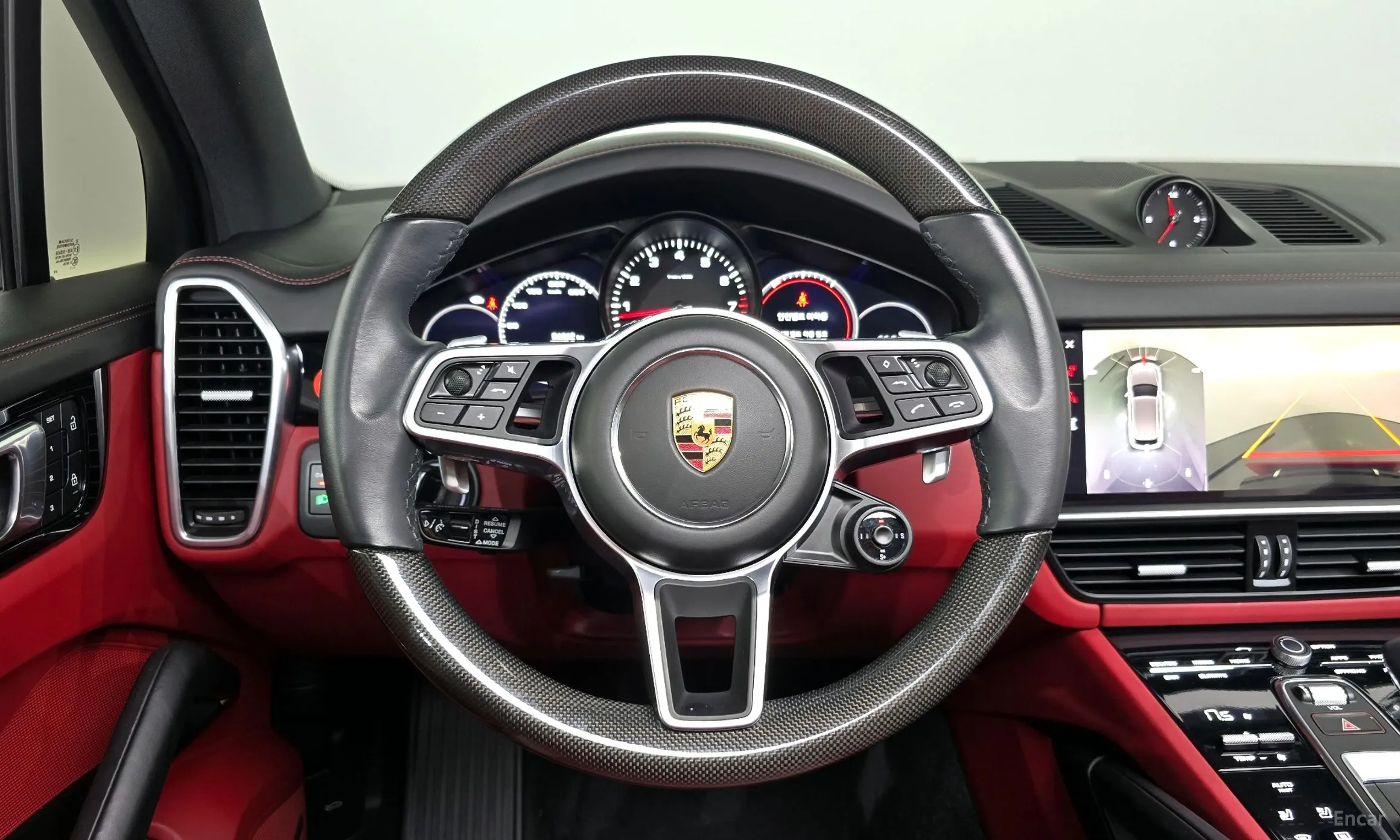Porsche Cayenne (PO536) превью 13