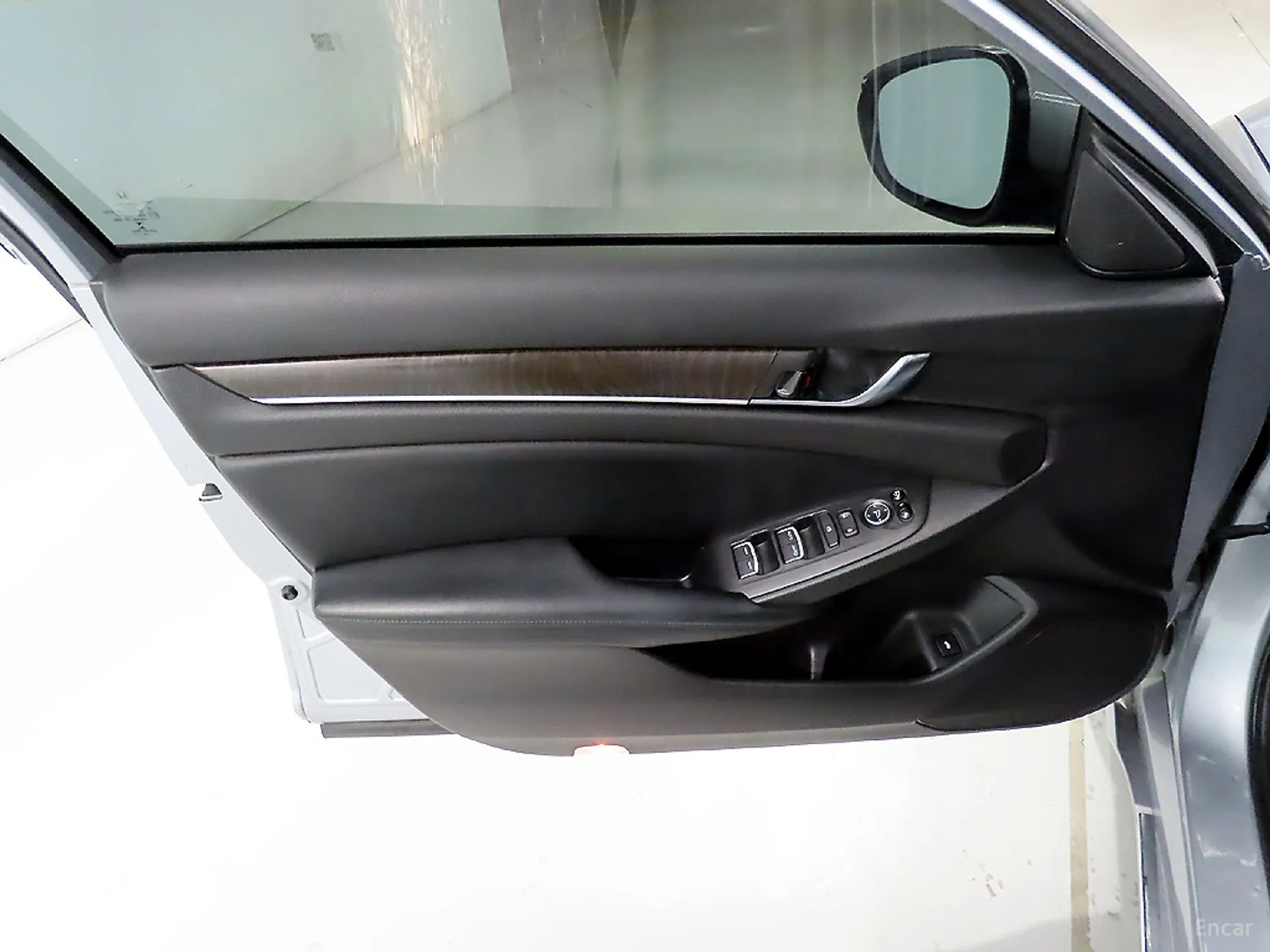 Honda Accord 10th Generation превью 14