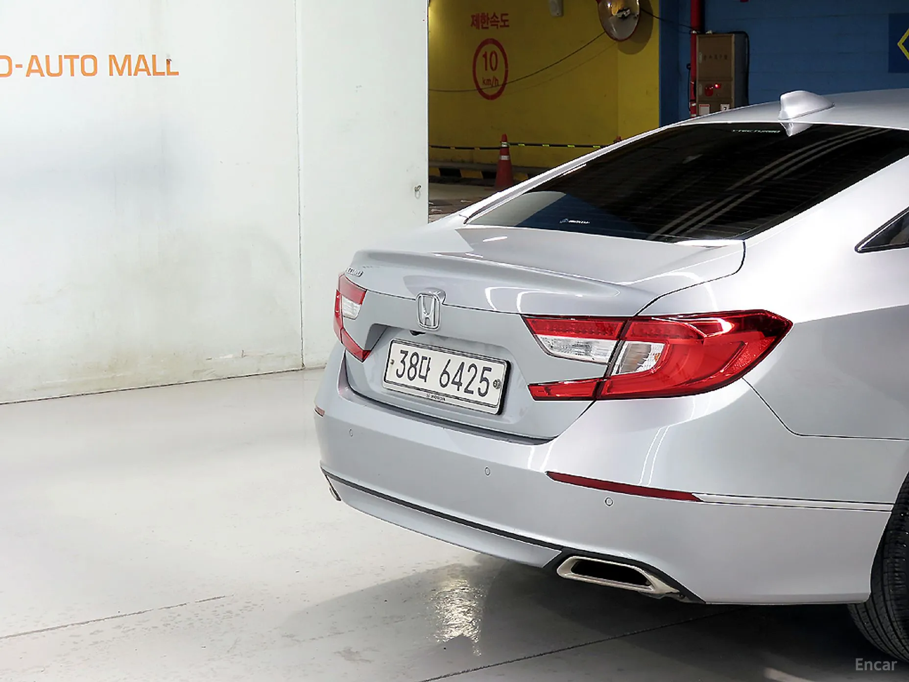Honda Accord 10th Generation превью 16