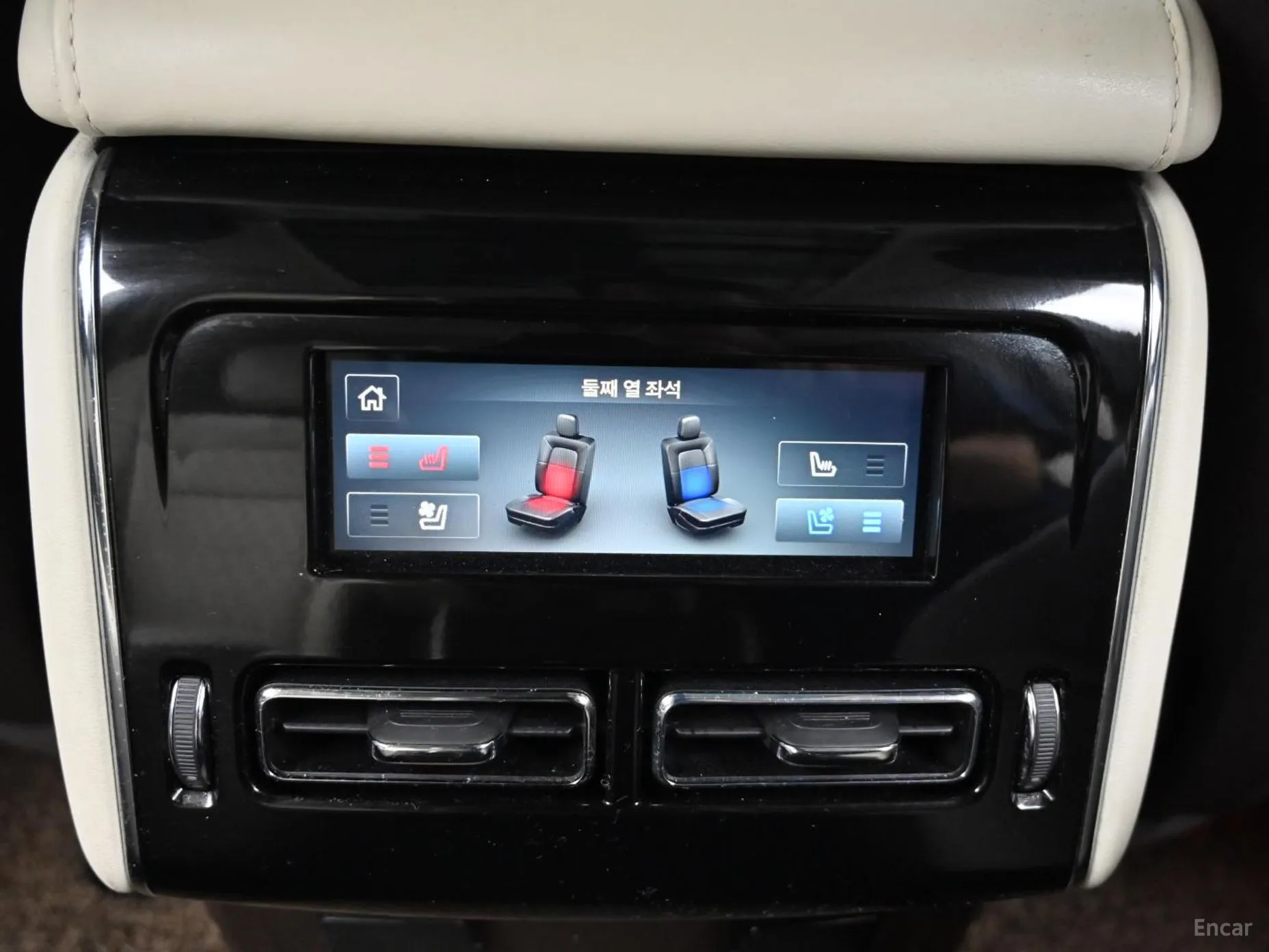 Lincoln Aviator 2nd Generation превью 16