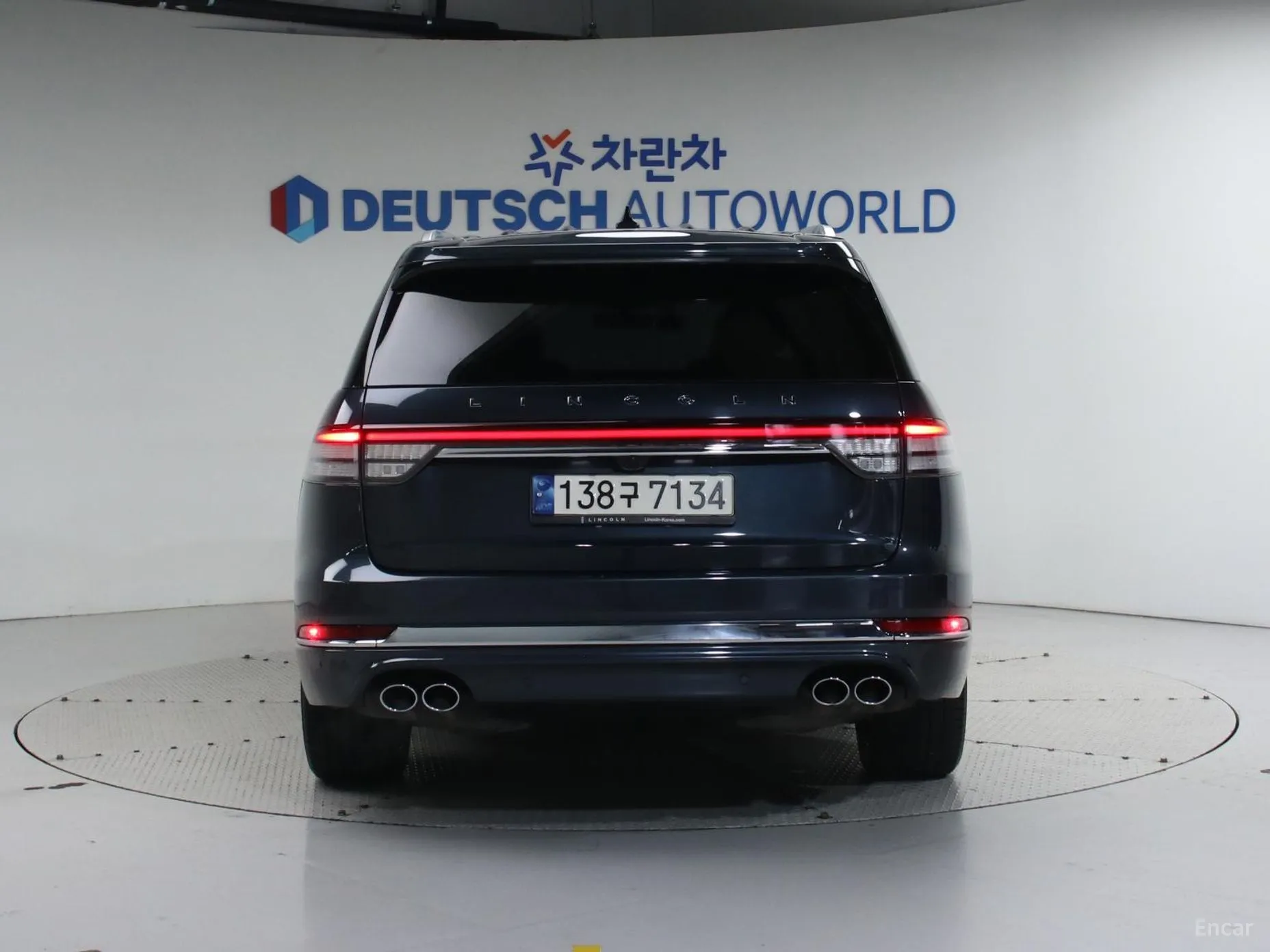 Lincoln Aviator 2nd Generation превью 4