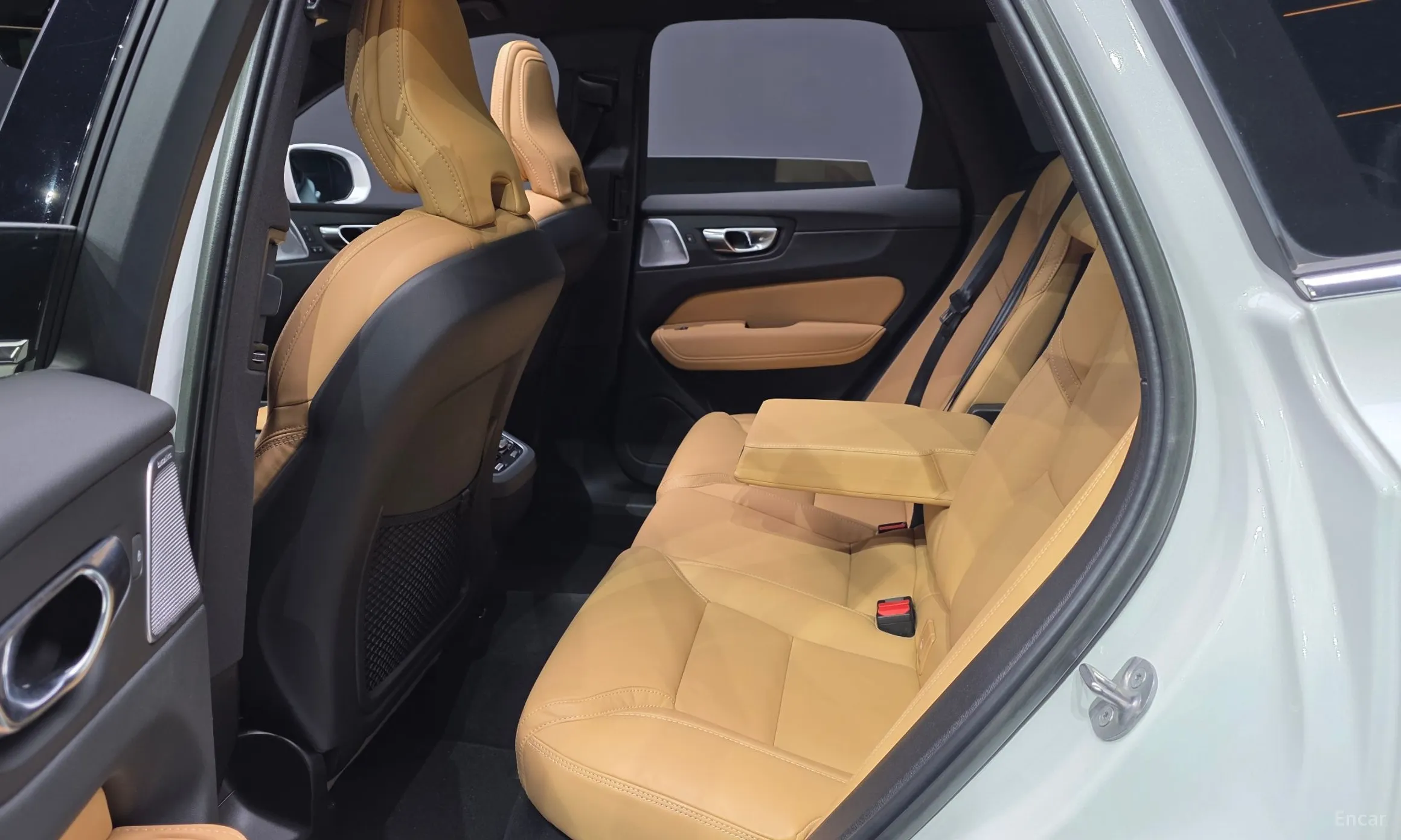 Volvo XC60 Gen 2 превью 12