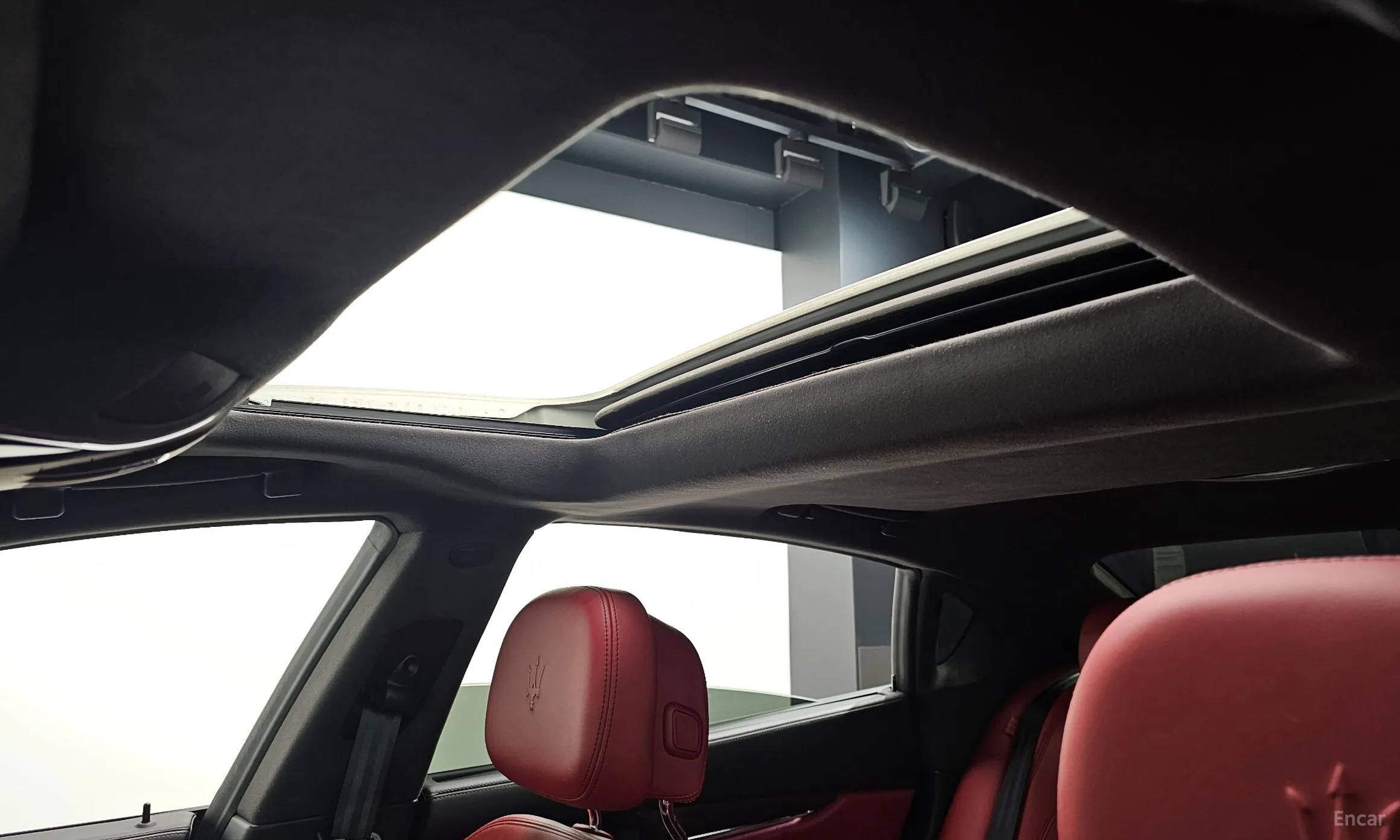 Maserati Quattroporte превью 19