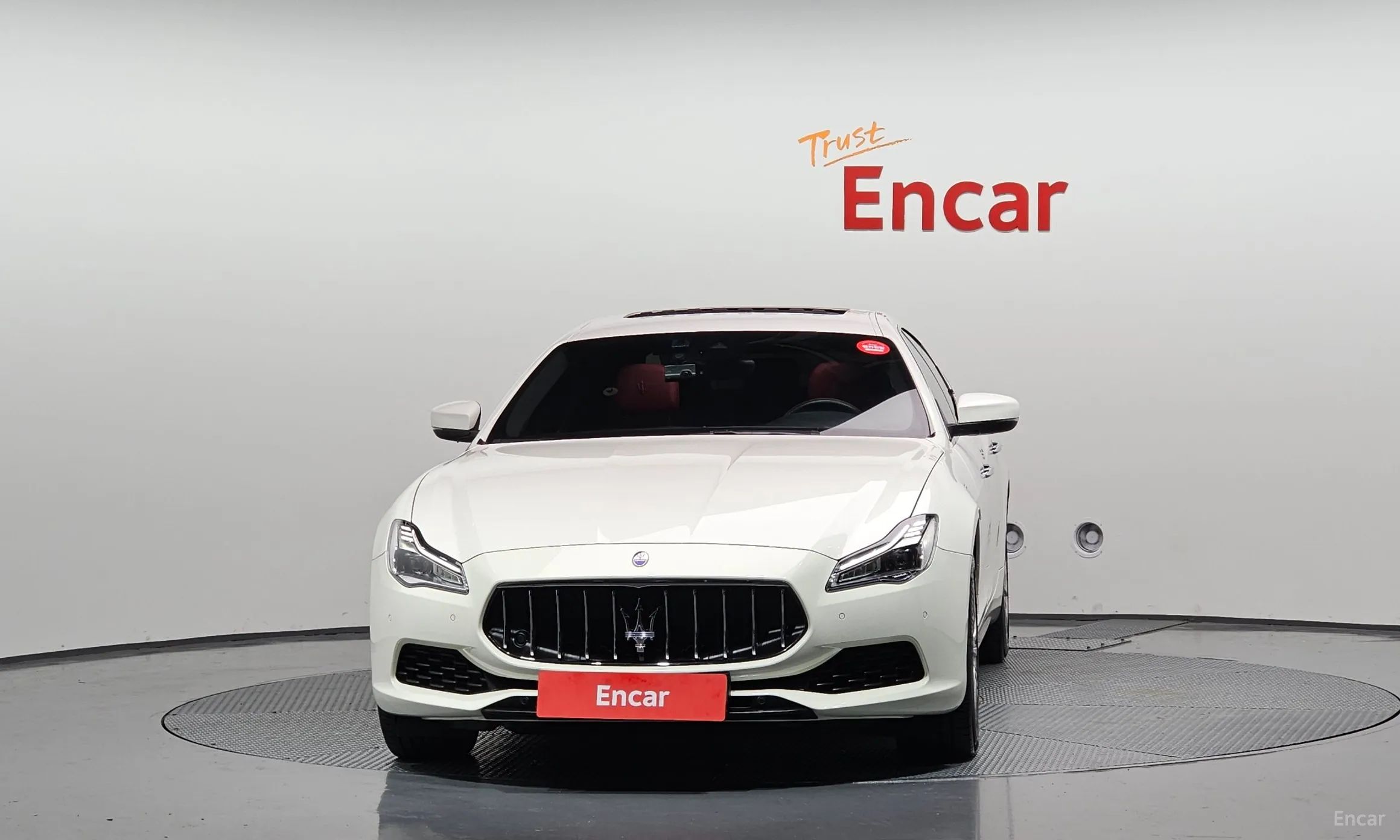 Maserati Quattroporte превью 3