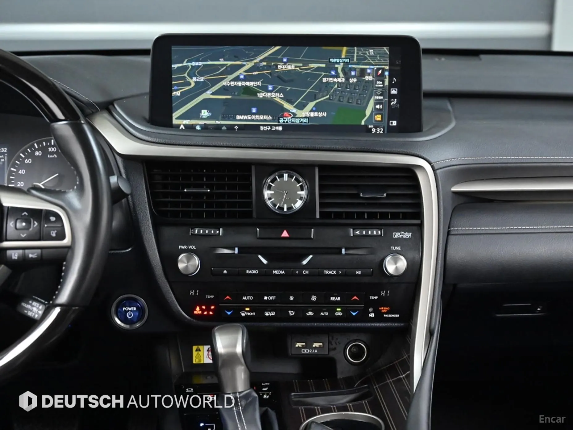 Lexus RX450hL 4th Generation превью 14