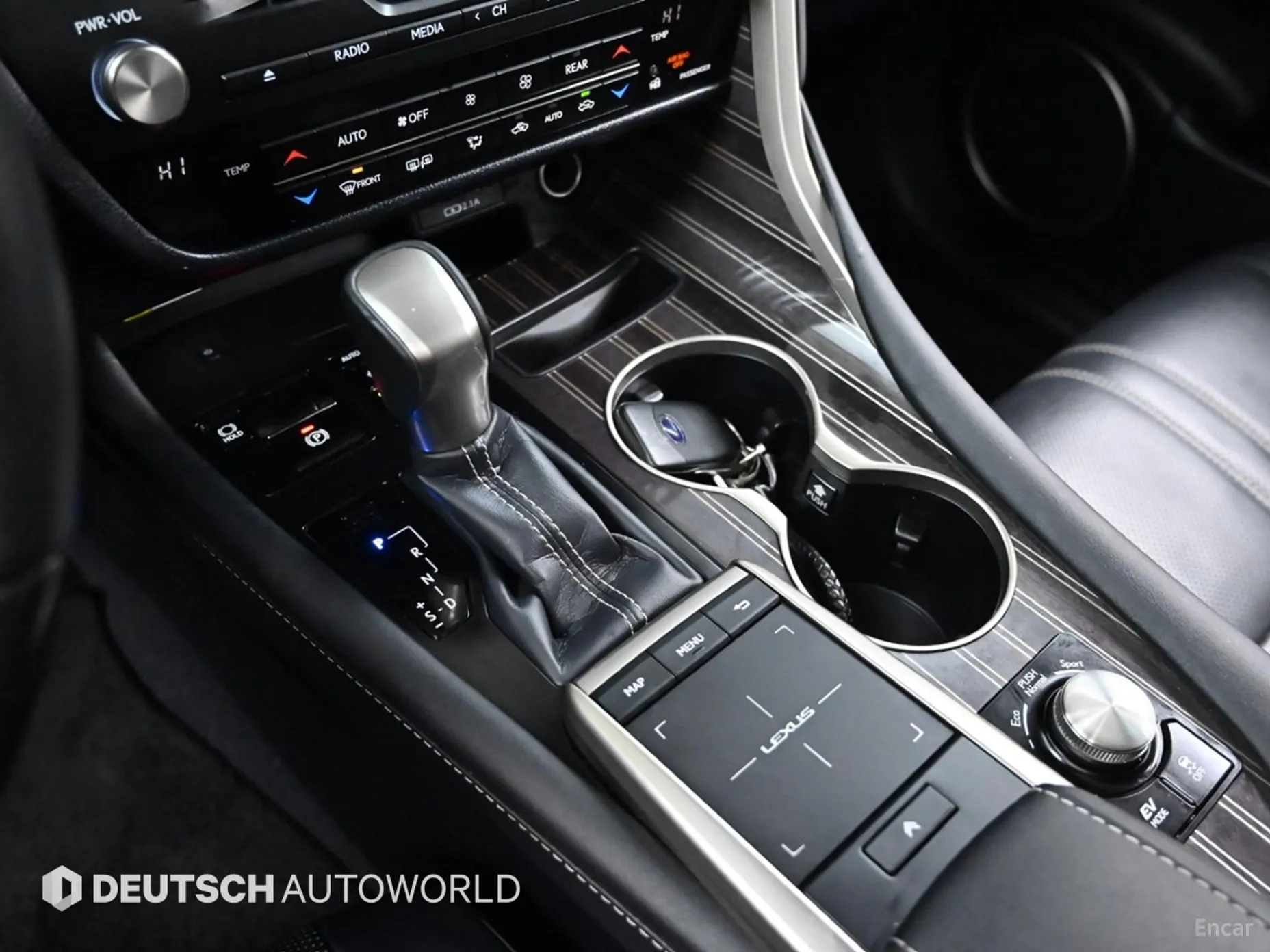 Lexus RX450hL 4th Generation превью 9