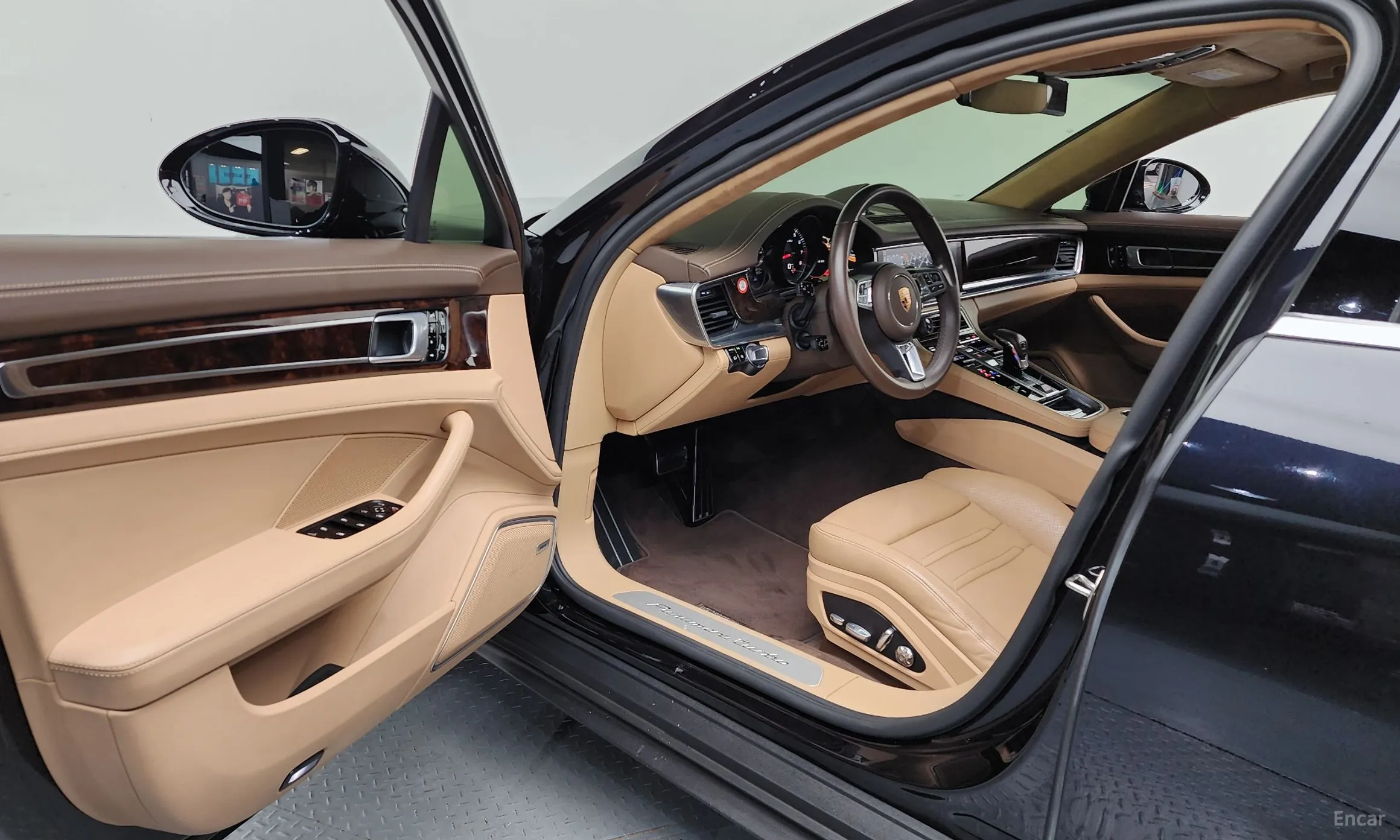 Porsche Panamera (971) превью 10