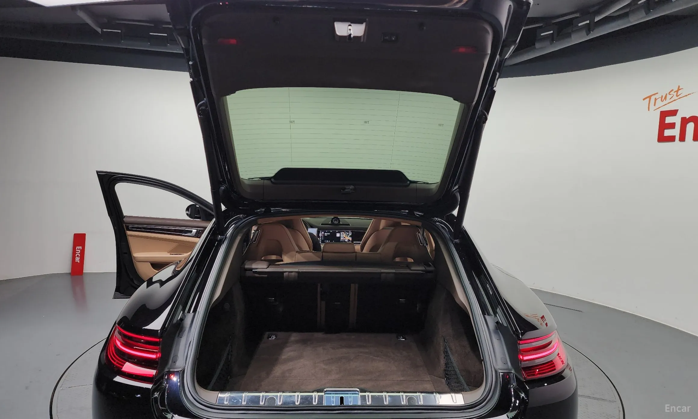 Porsche Panamera (971) превью 20