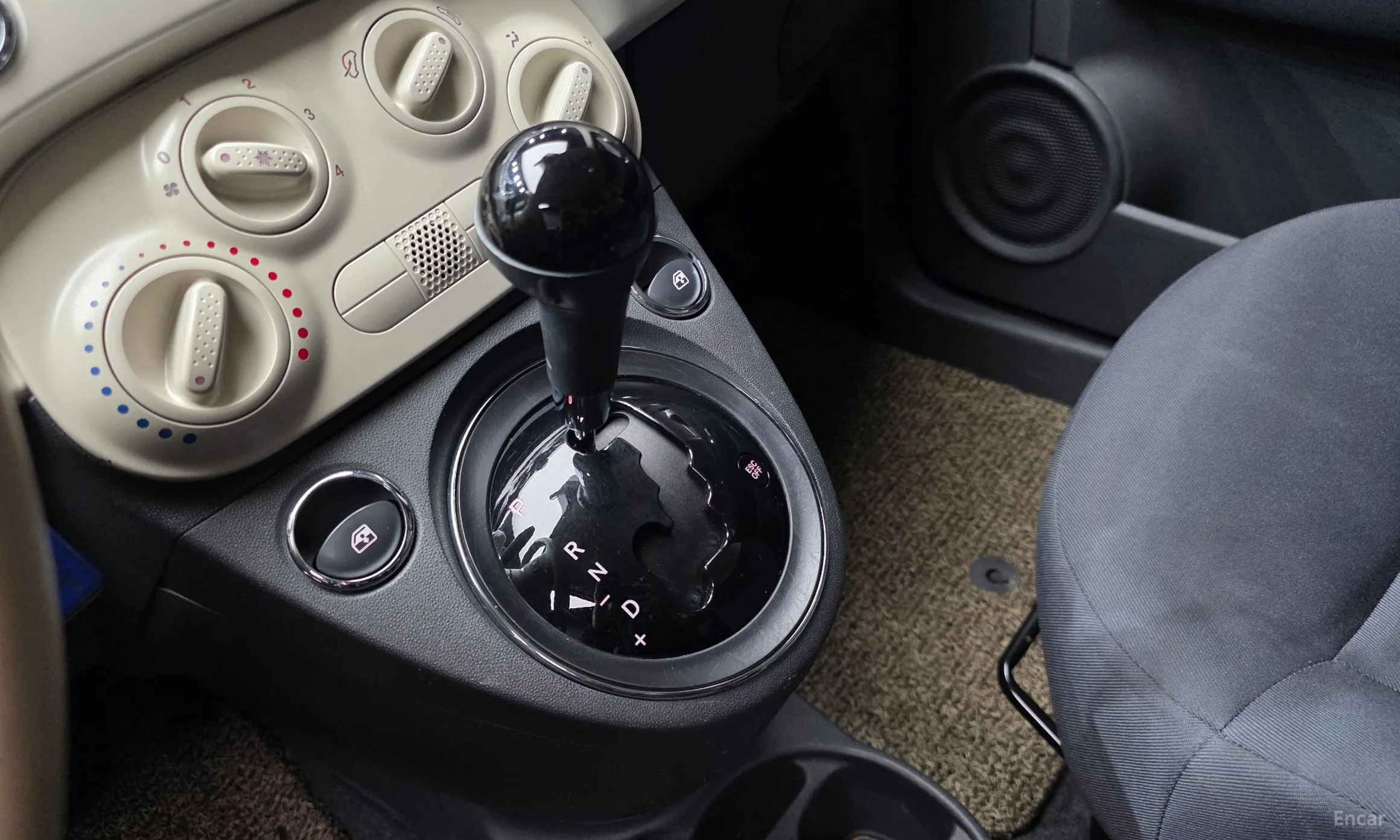 Fiat 500 превью 9
