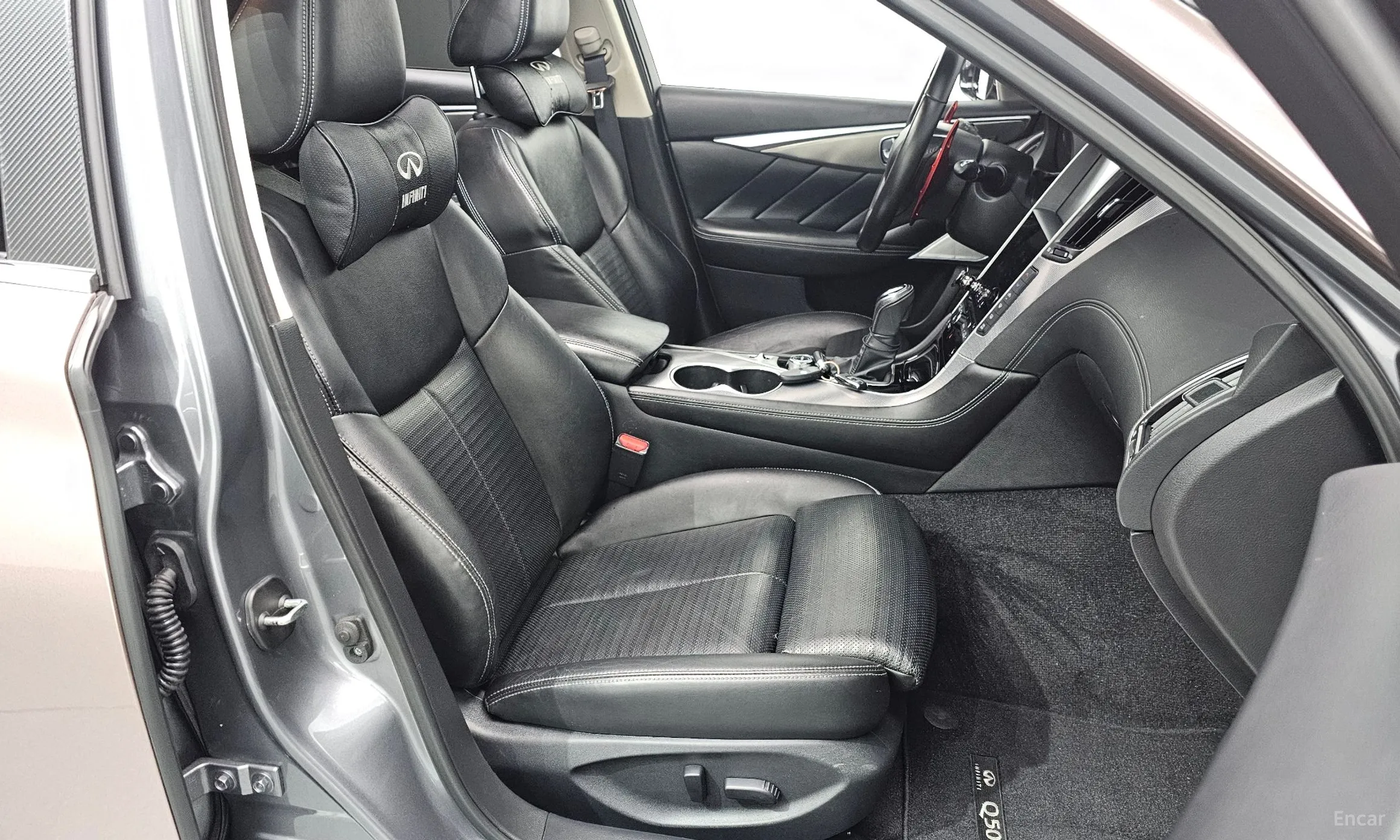 Infiniti Q50 превью 10