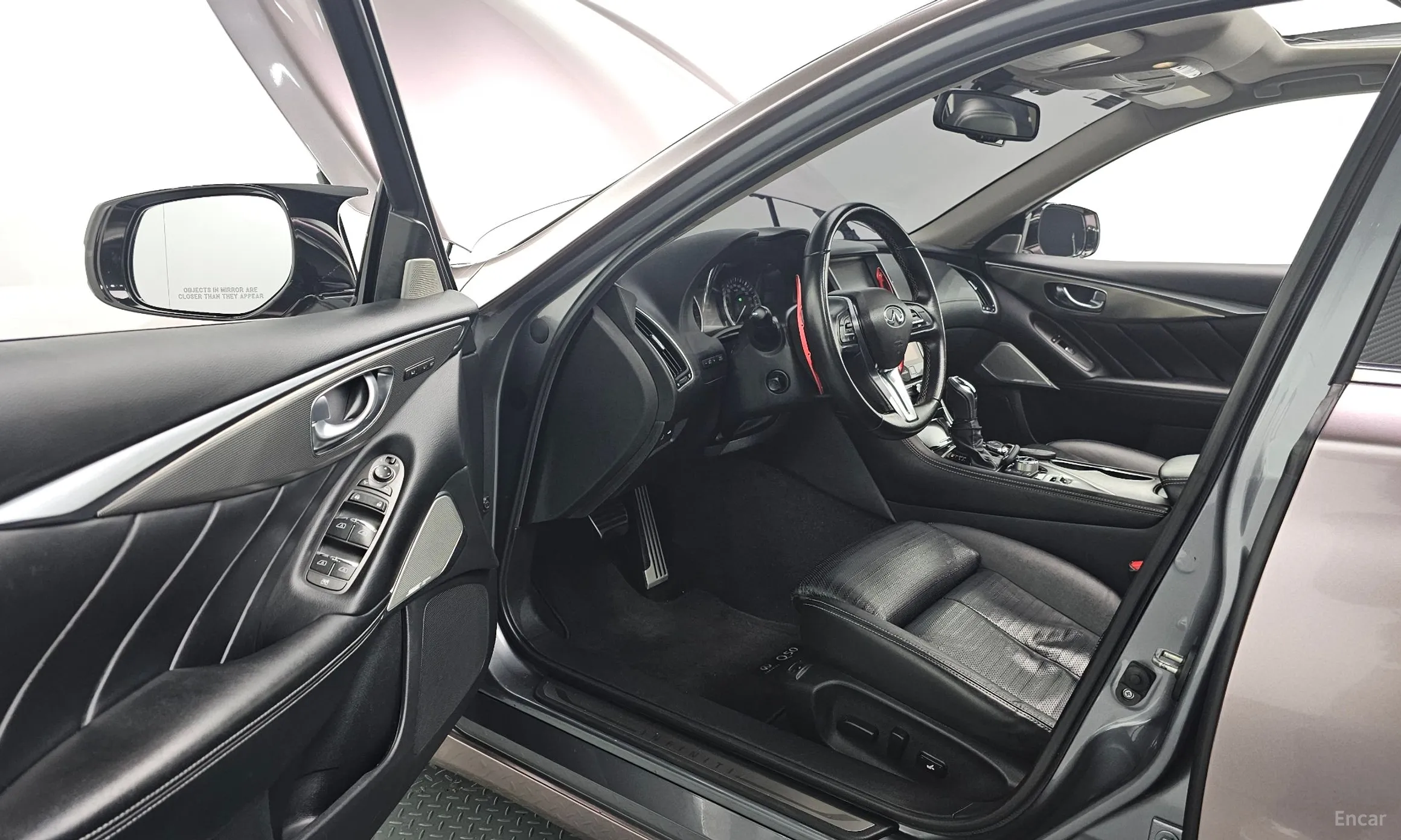 Infiniti Q50 превью 11