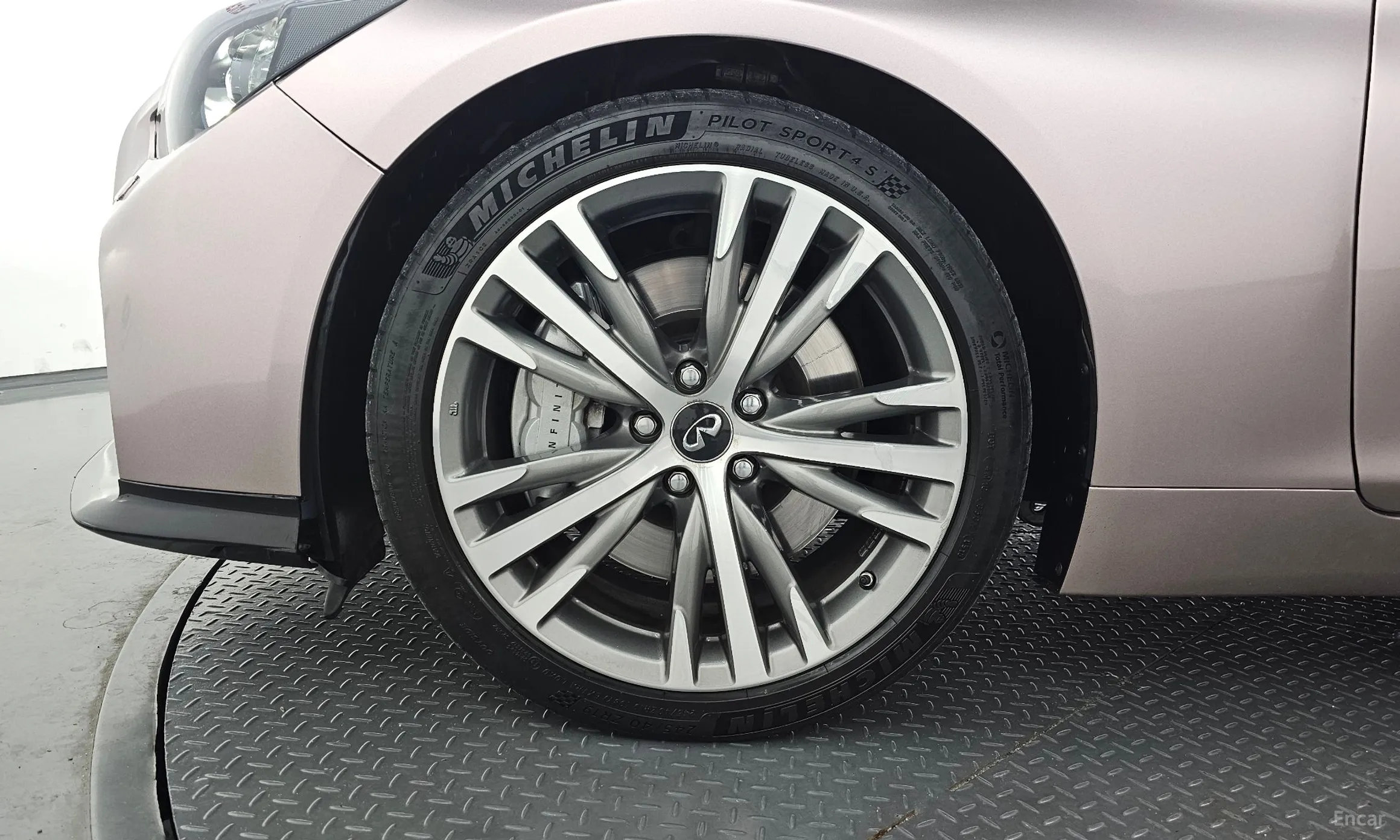 Infiniti Q50 превью 5