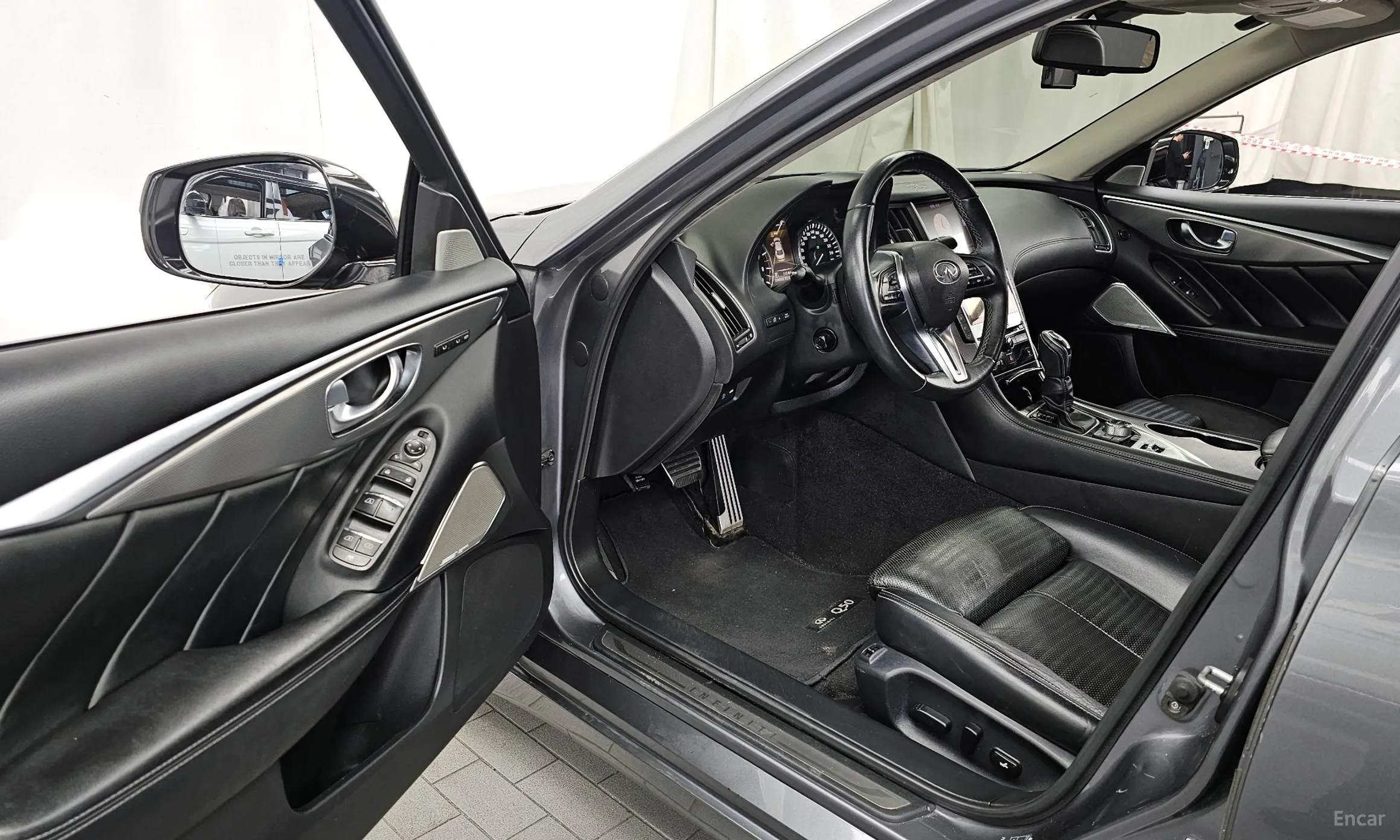 Infiniti Q50 превью 10
