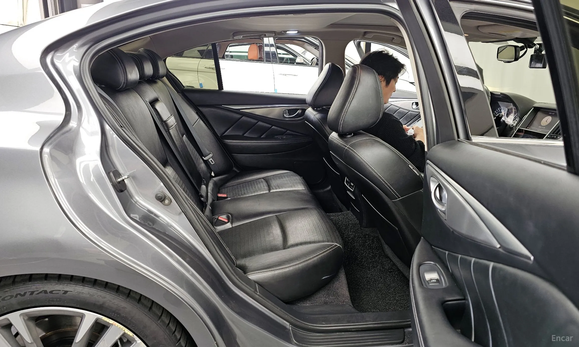 Infiniti Q50 превью 12