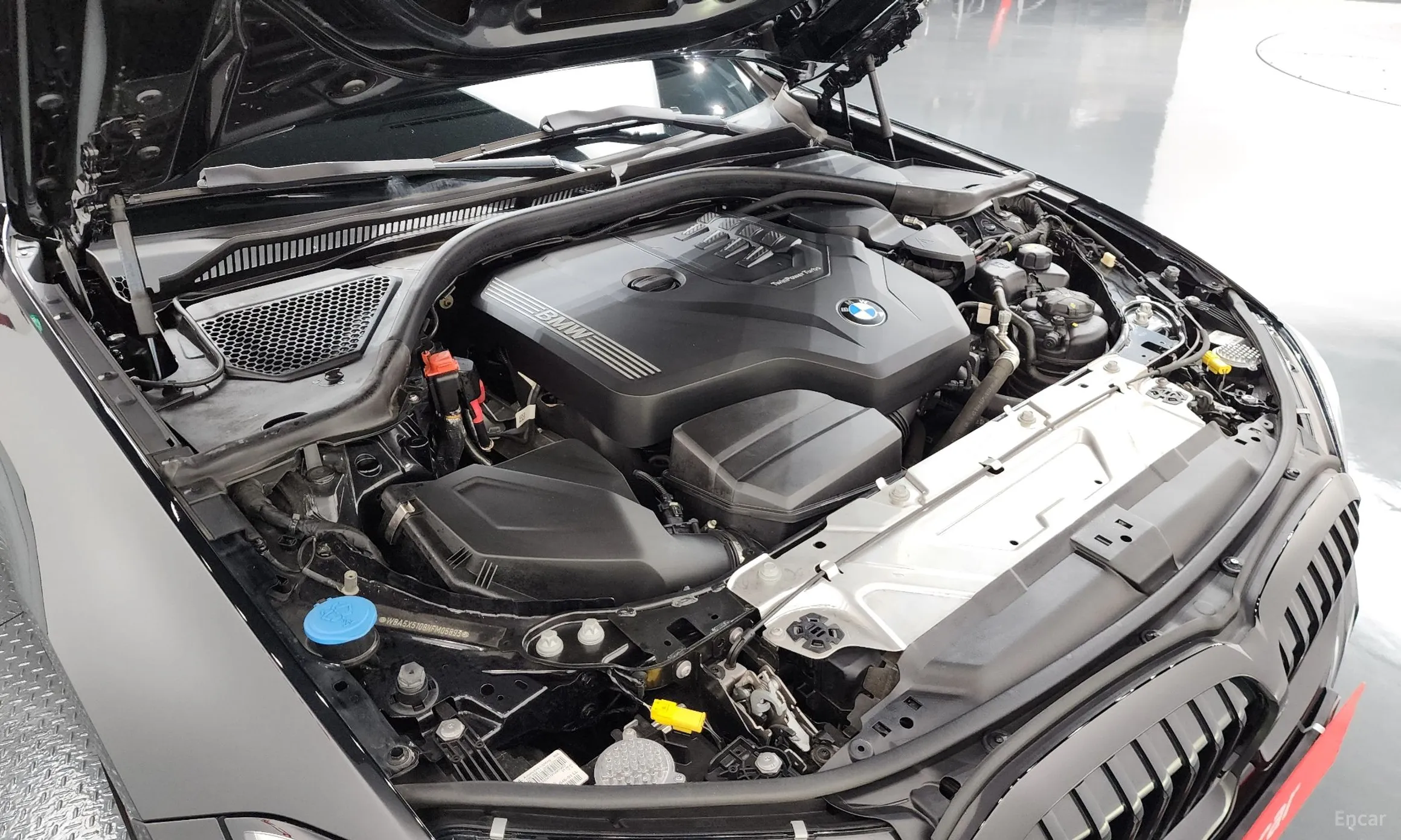 BMW 3 Series (G20) превью 6