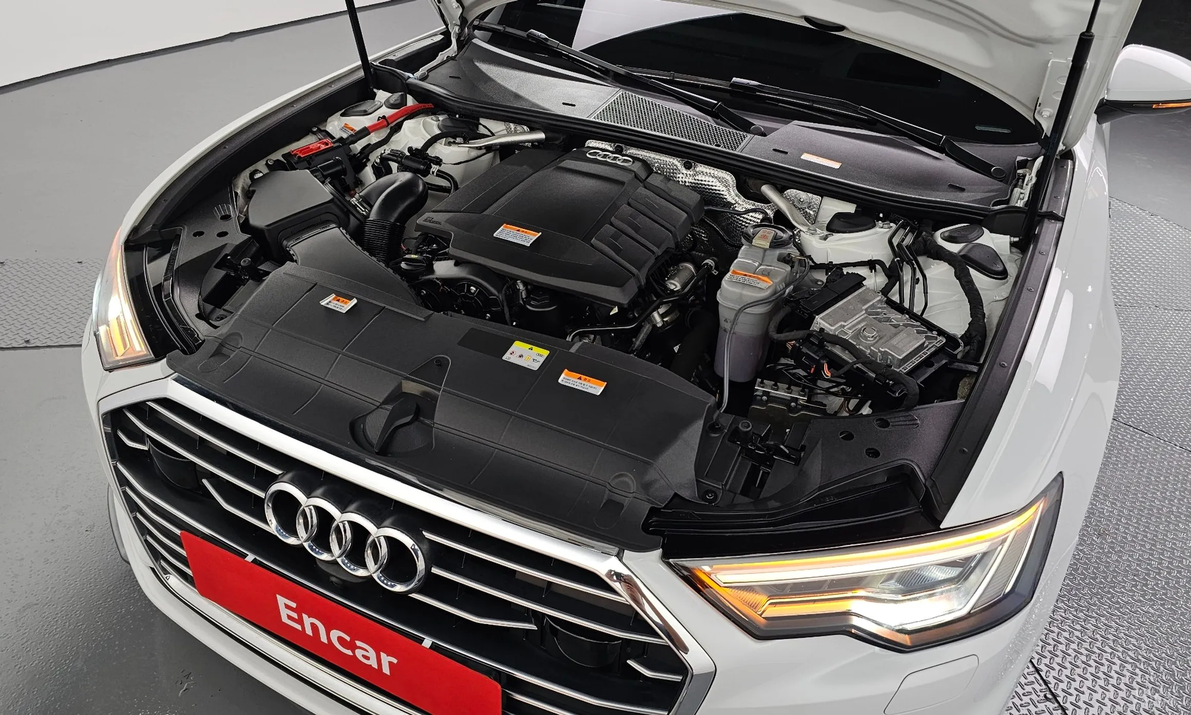 Audi A6 (C8) превью 6