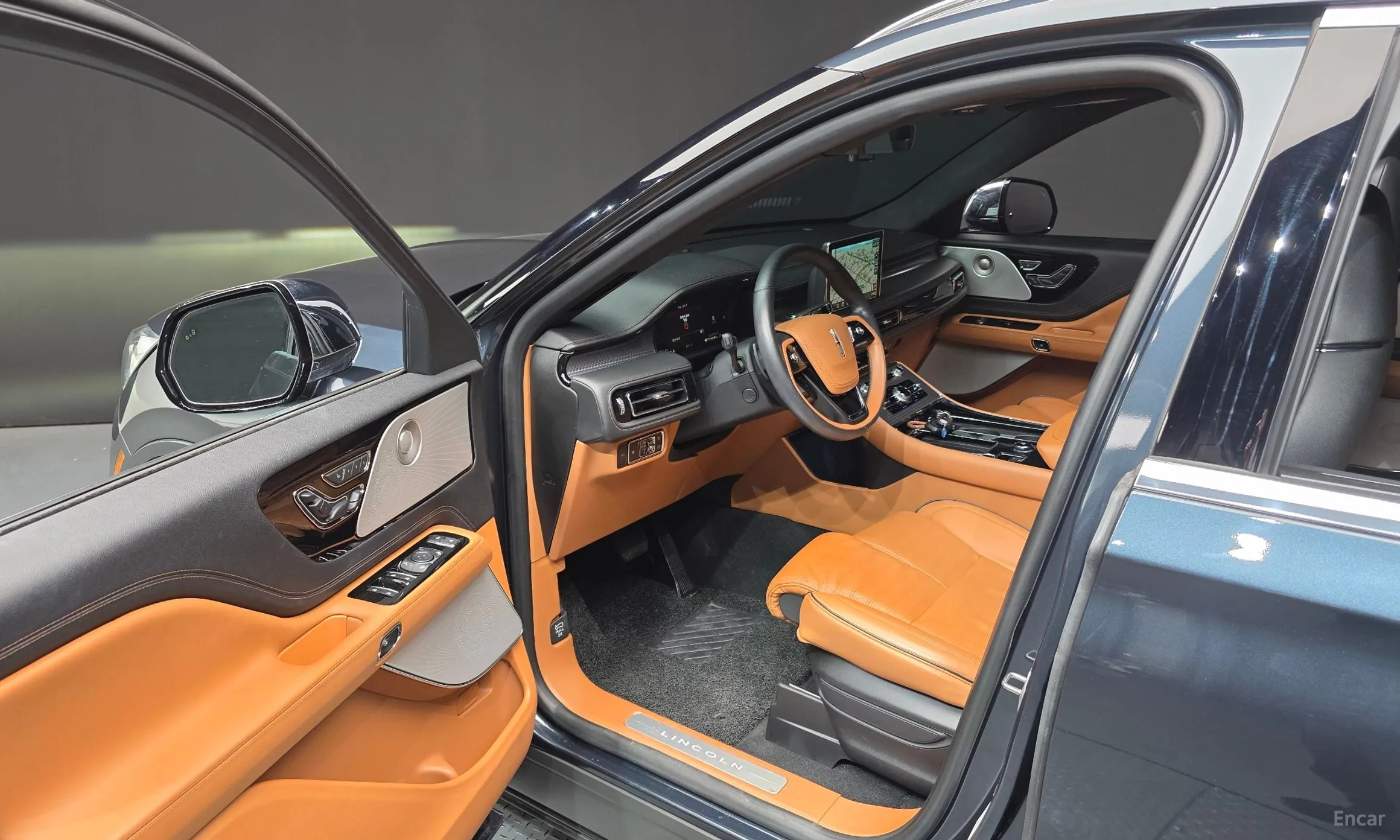 Lincoln Aviator 2nd Generation превью 10
