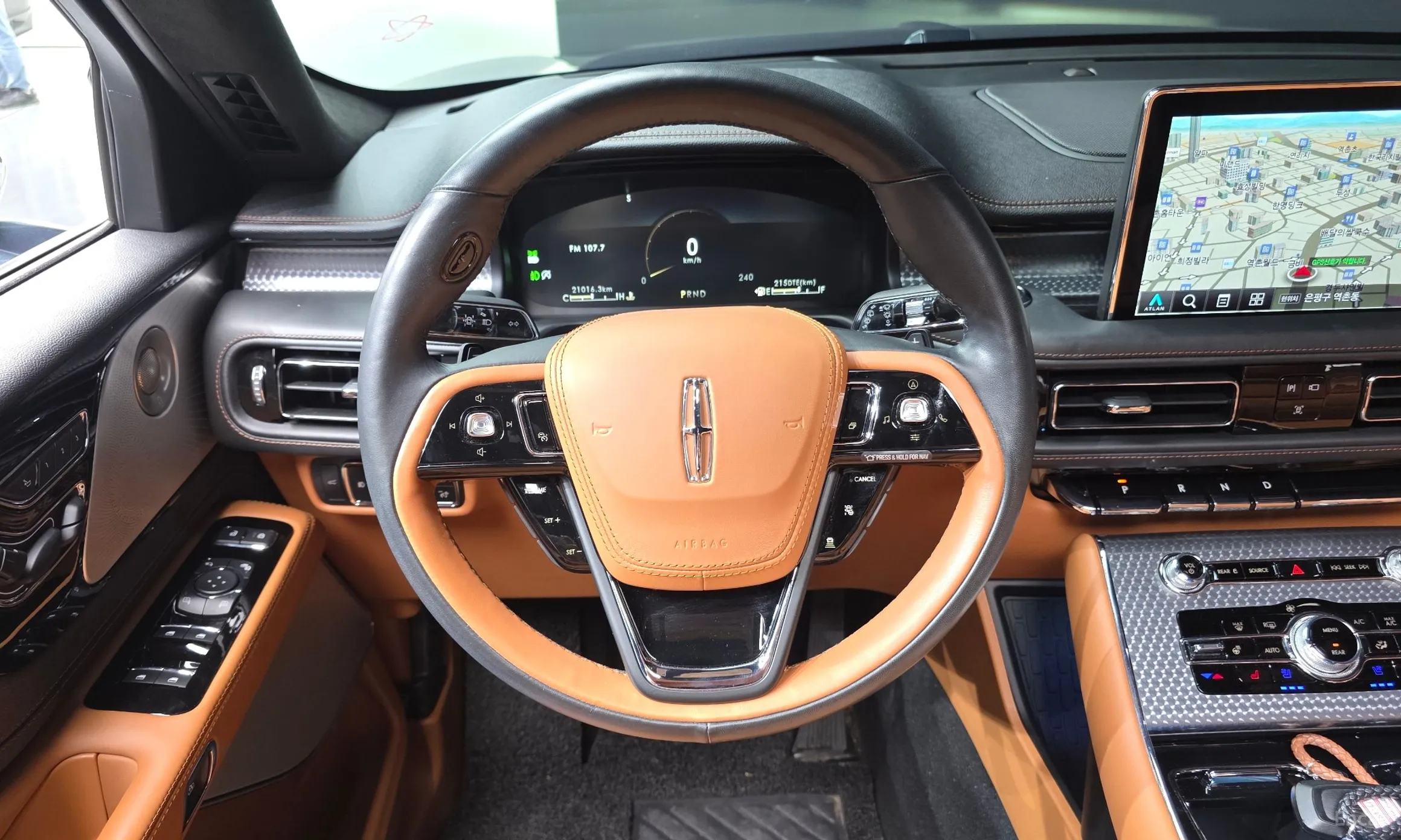 Lincoln Aviator 2nd Generation превью 13