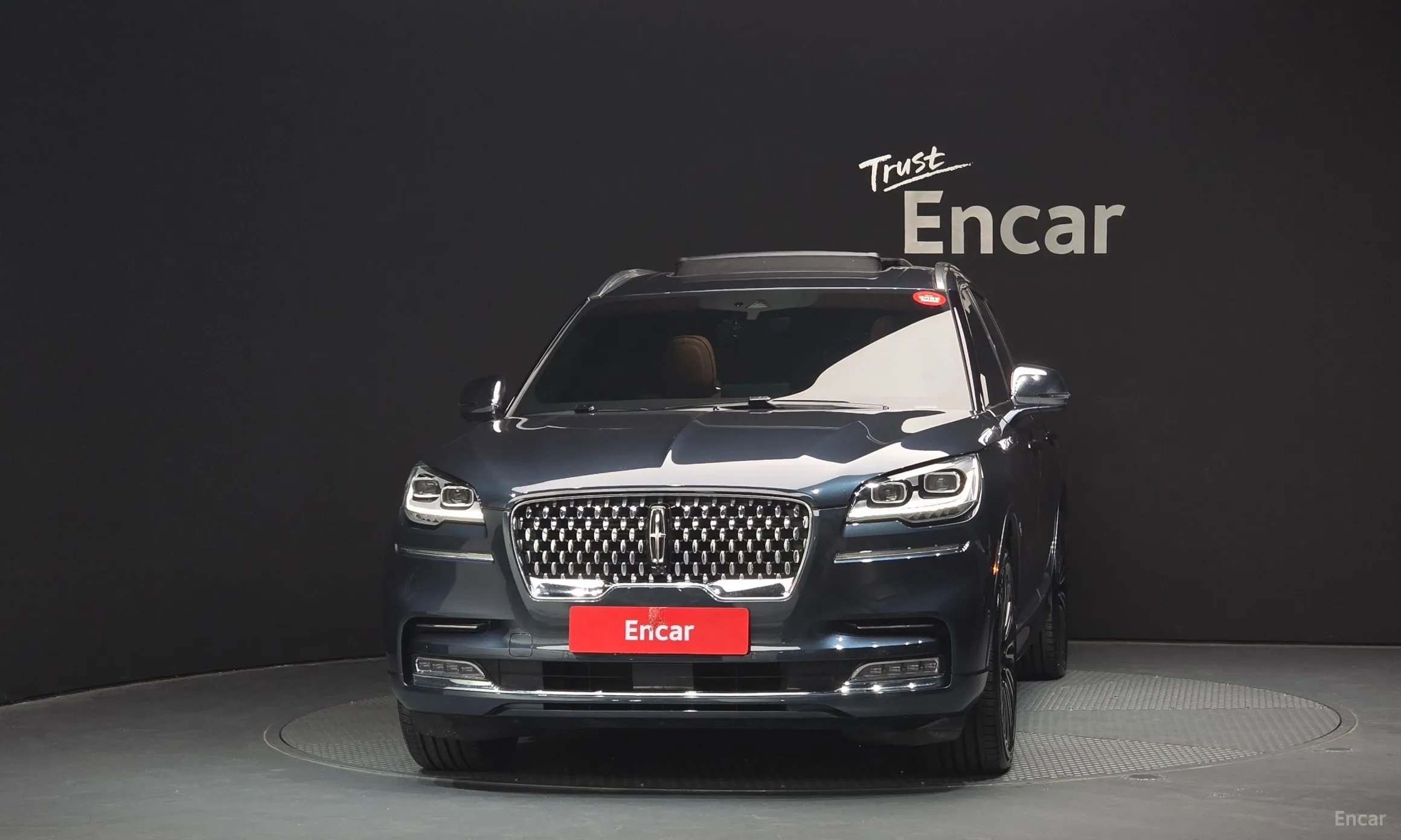 Lincoln Aviator 2nd Generation превью 3
