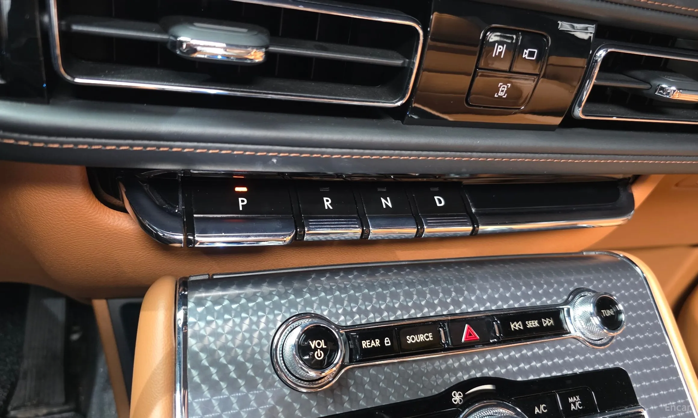 Lincoln Aviator 2nd Generation превью 9