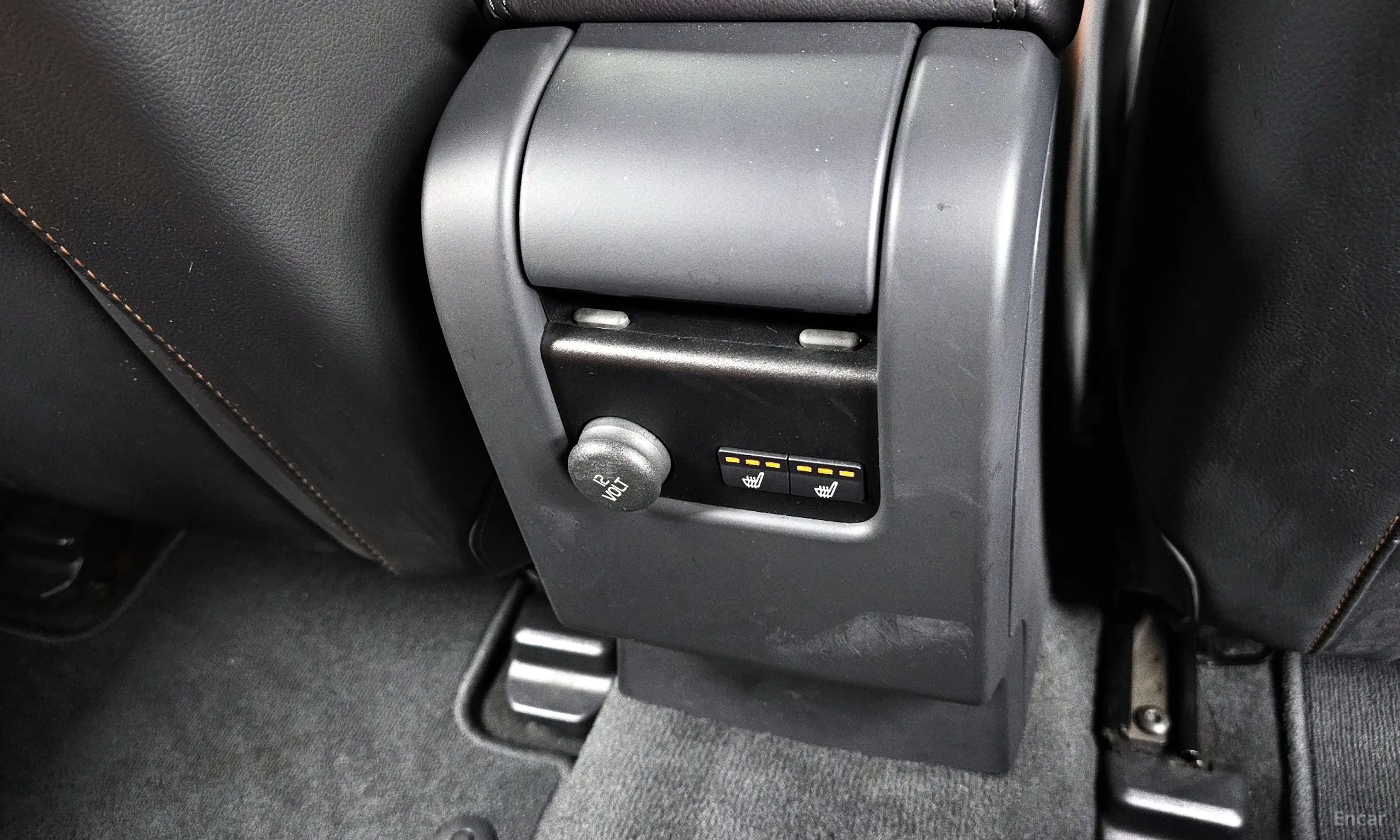 Volvo S60 превью 19