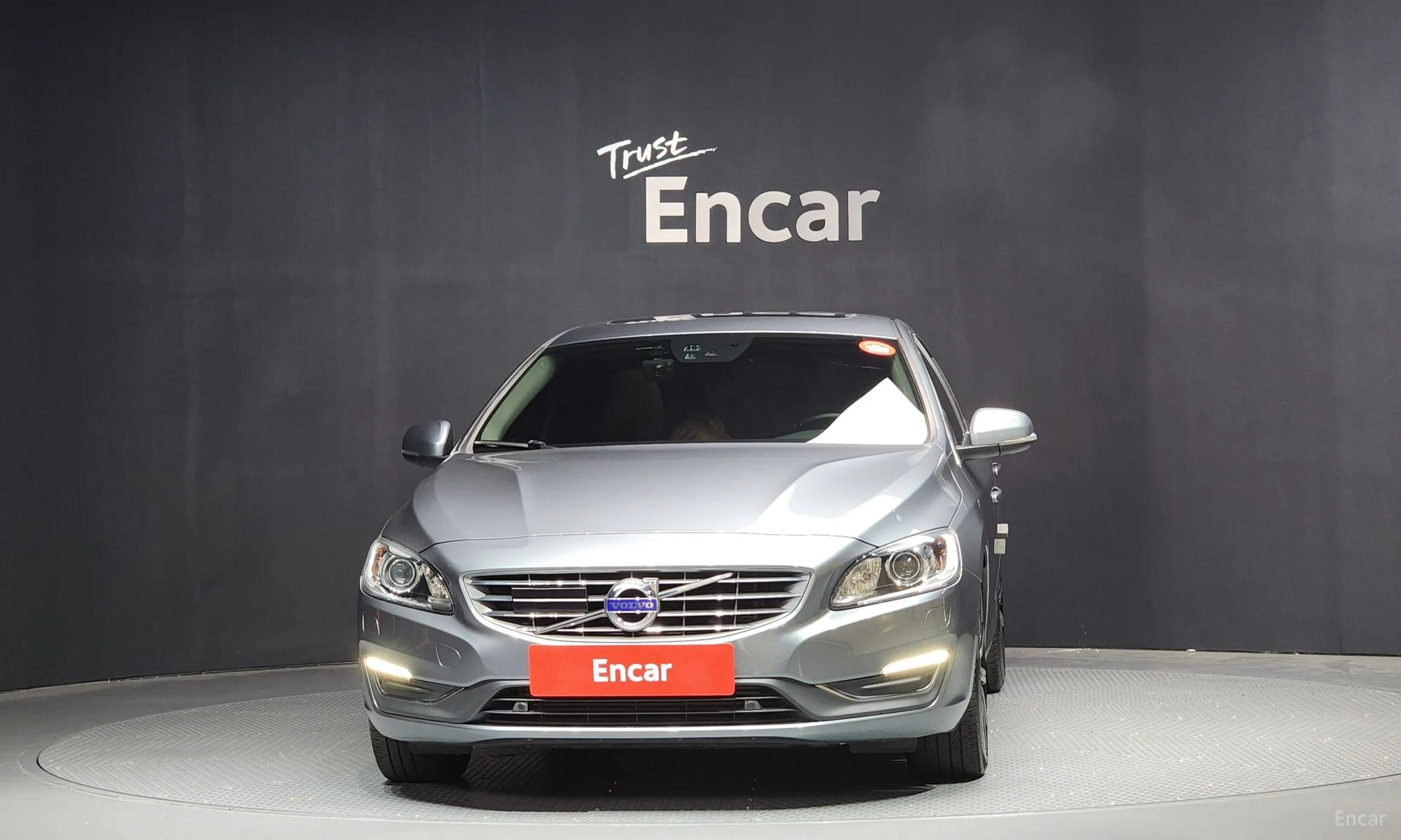 Volvo S60 превью 3