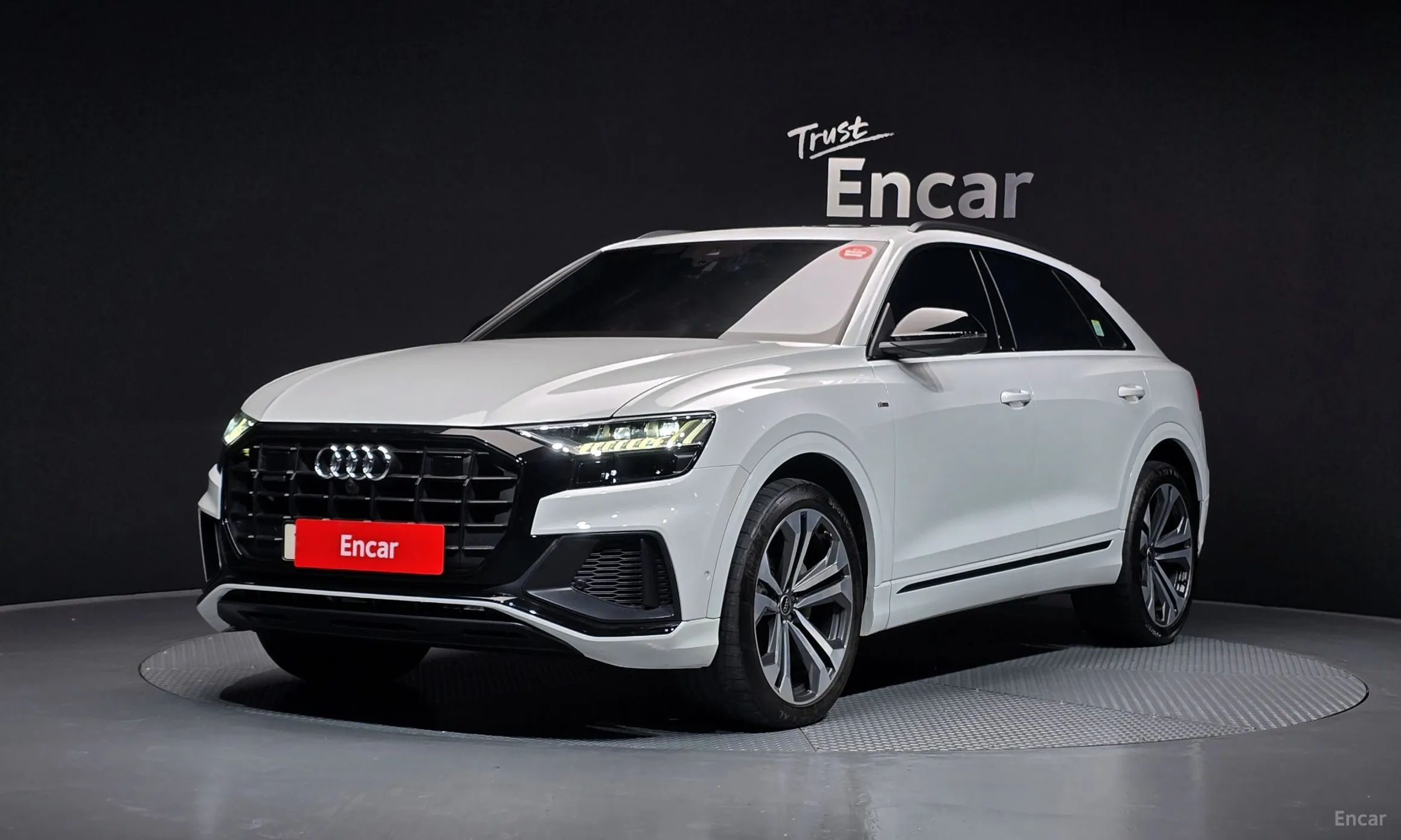 Audi Q8 (4M)