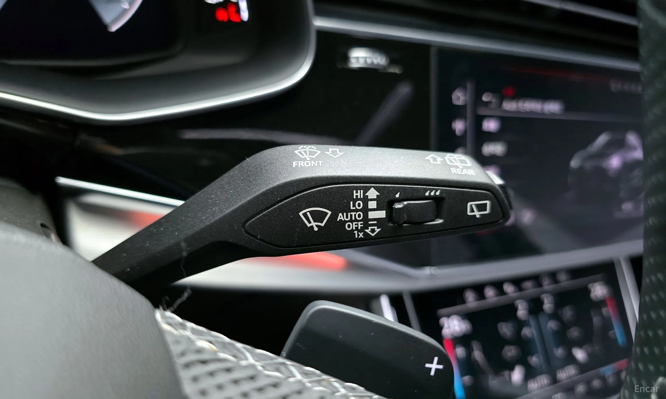 Audi Q8 (4M) превью 16