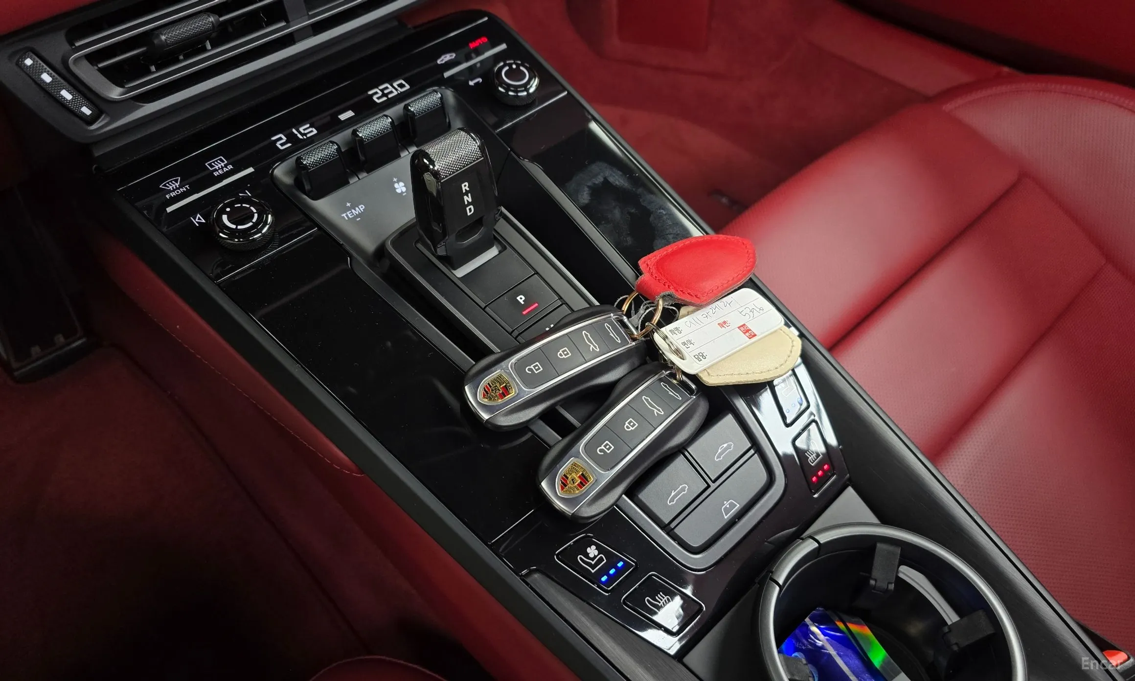 Porsche 911 (992) превью 9