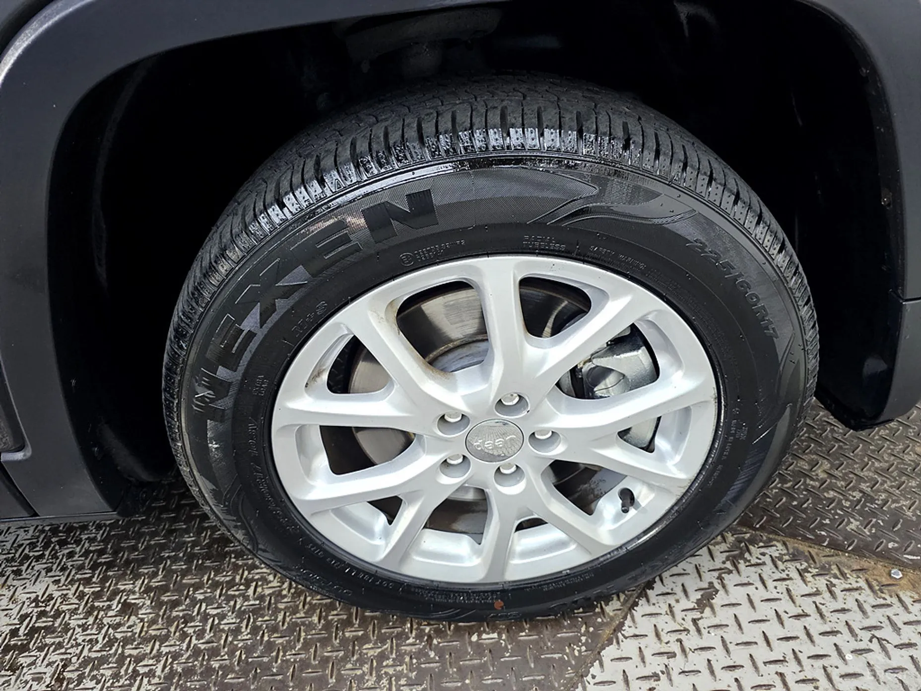 Jeep Cherokee (KL) превью 20